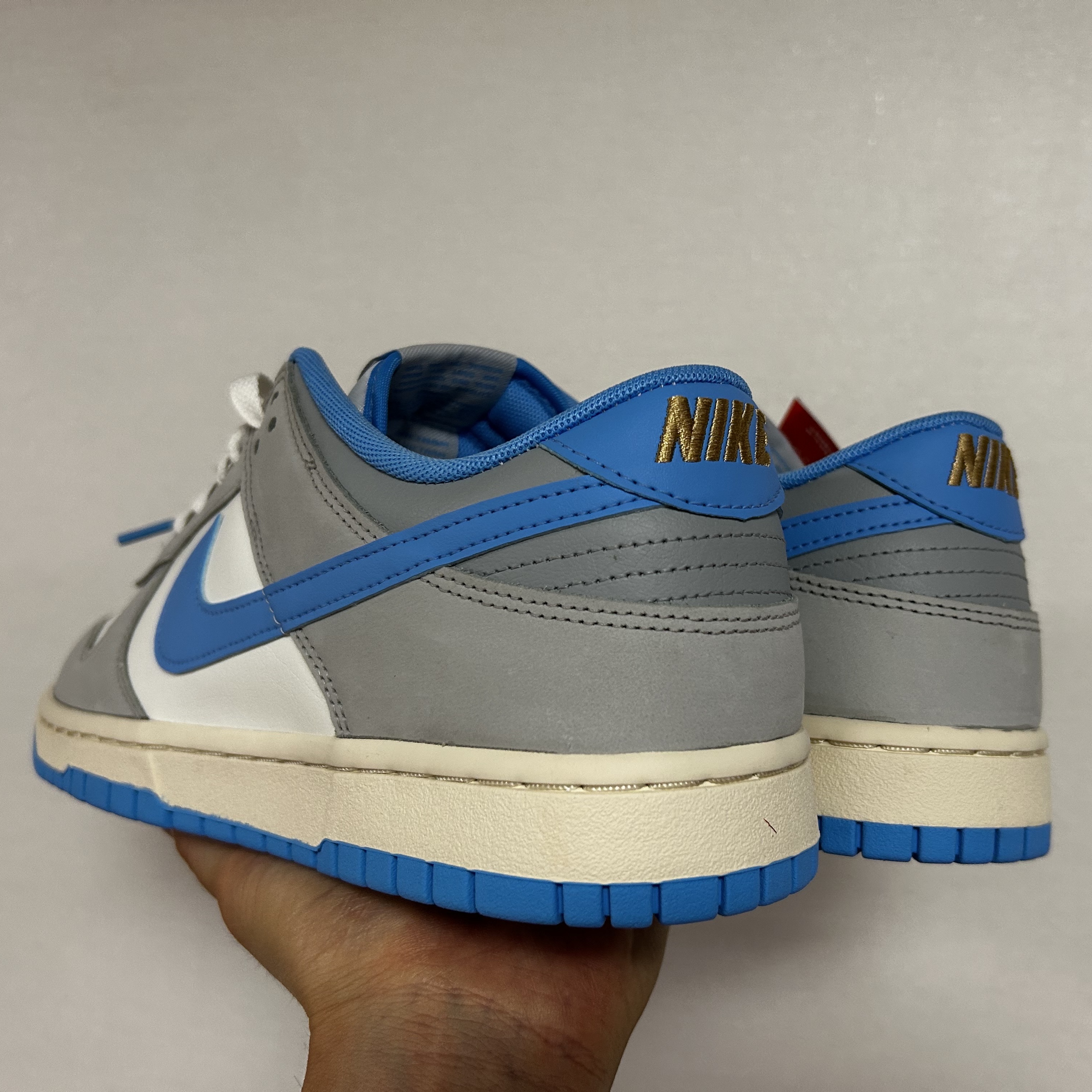 Nike Dunk Low Sail University Blue 착용 스타일 - 4