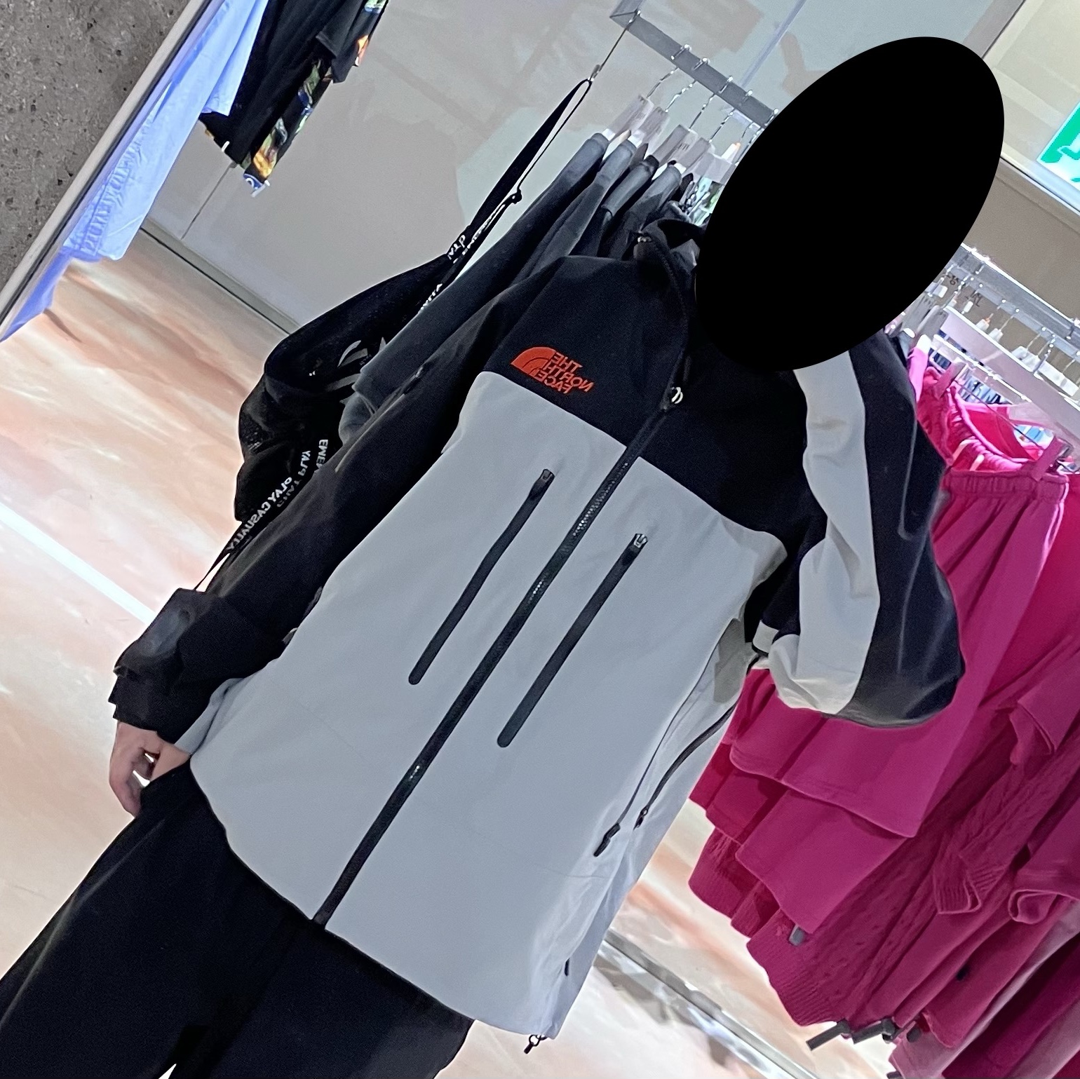 Supreme x The North Face Taped Seam Shell Jacket Grey - 22FW 착용 스타일