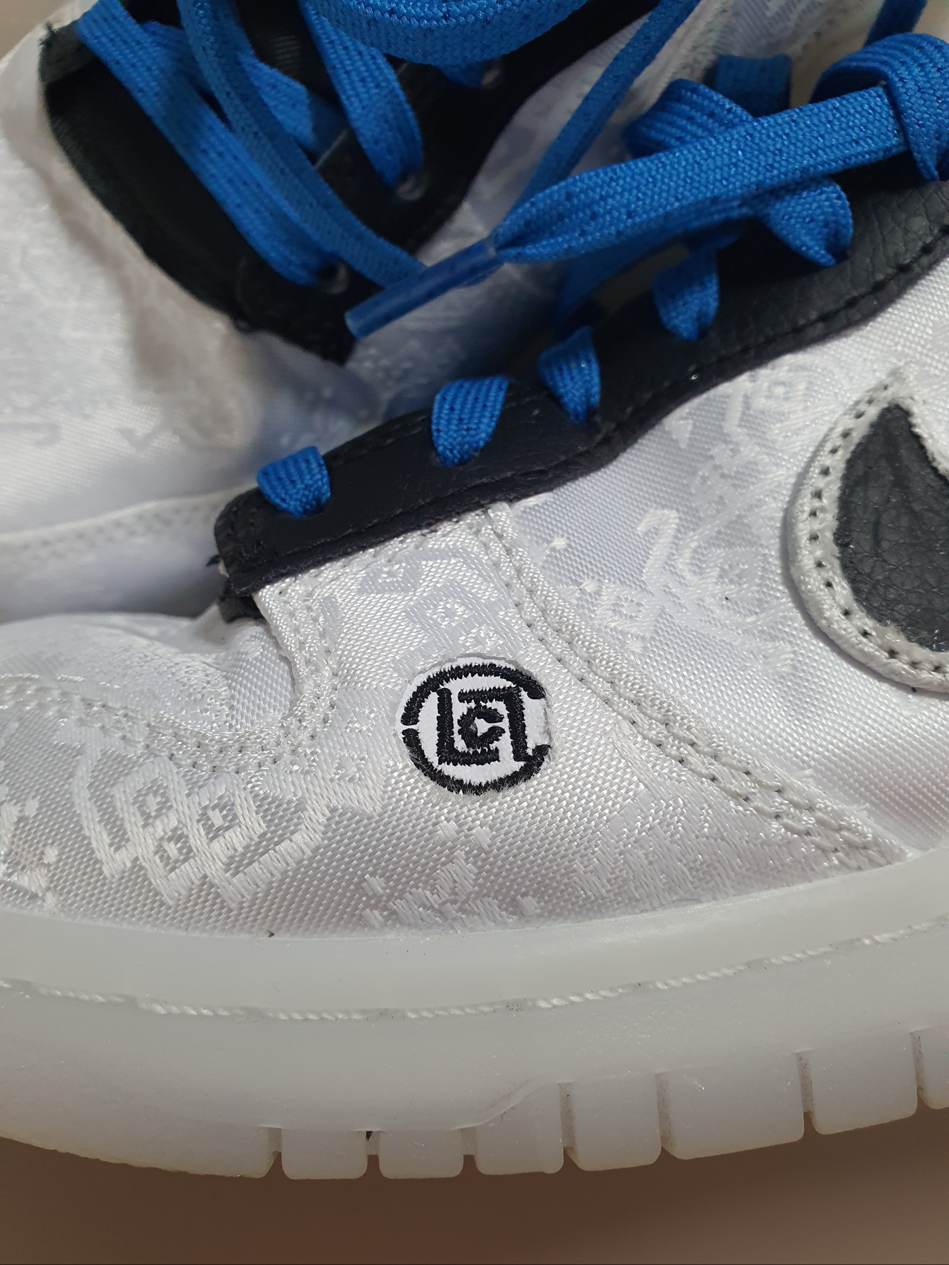 Nike x Clot x Fragment Dunk Low Black and White 착용 스타일 - 3