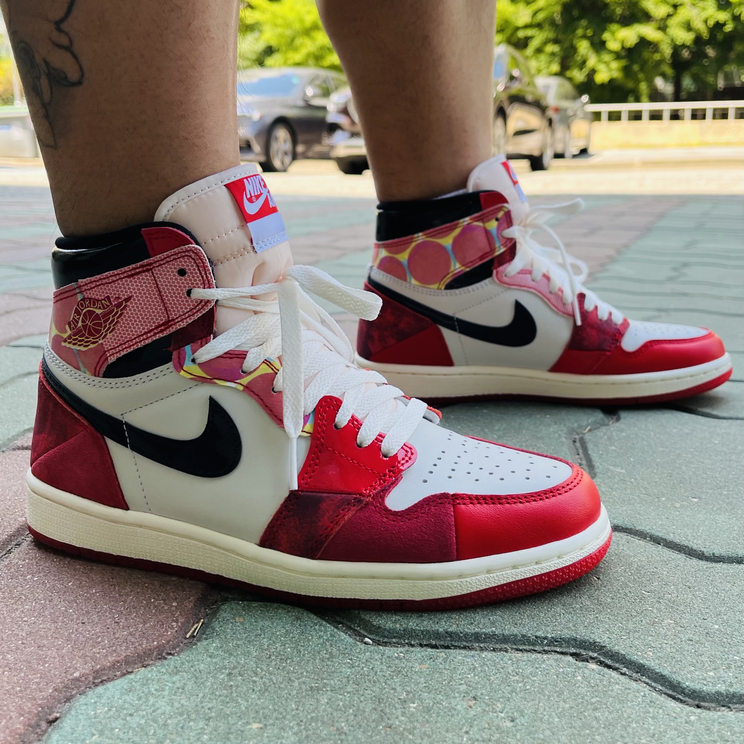 Jordan 1 Retro High Spider-Man Next Chapter 착용 스타일 - 1