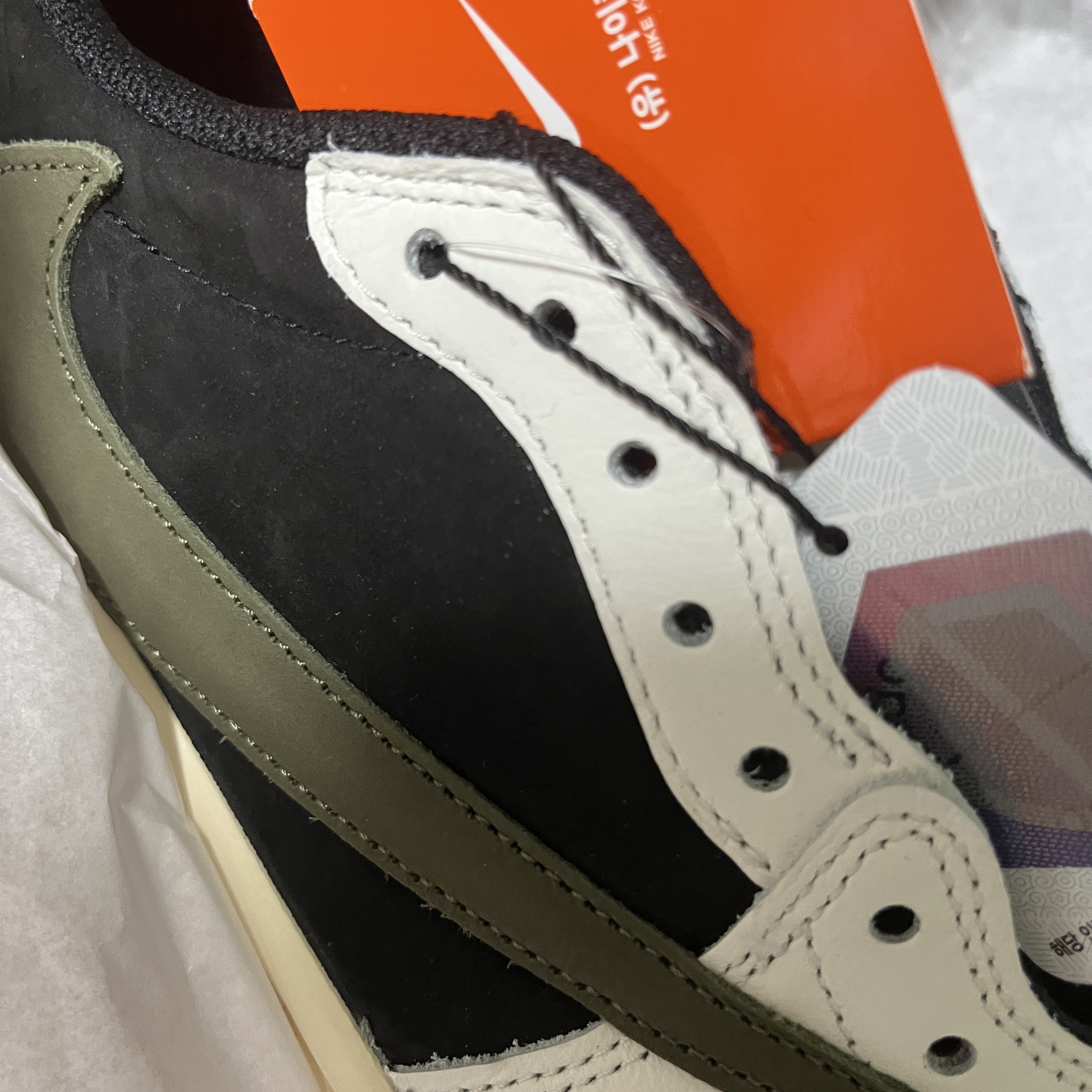 (W) Jordan 1 x Travis Scott Retro Low OG SP Medium Olive 착용 스타일