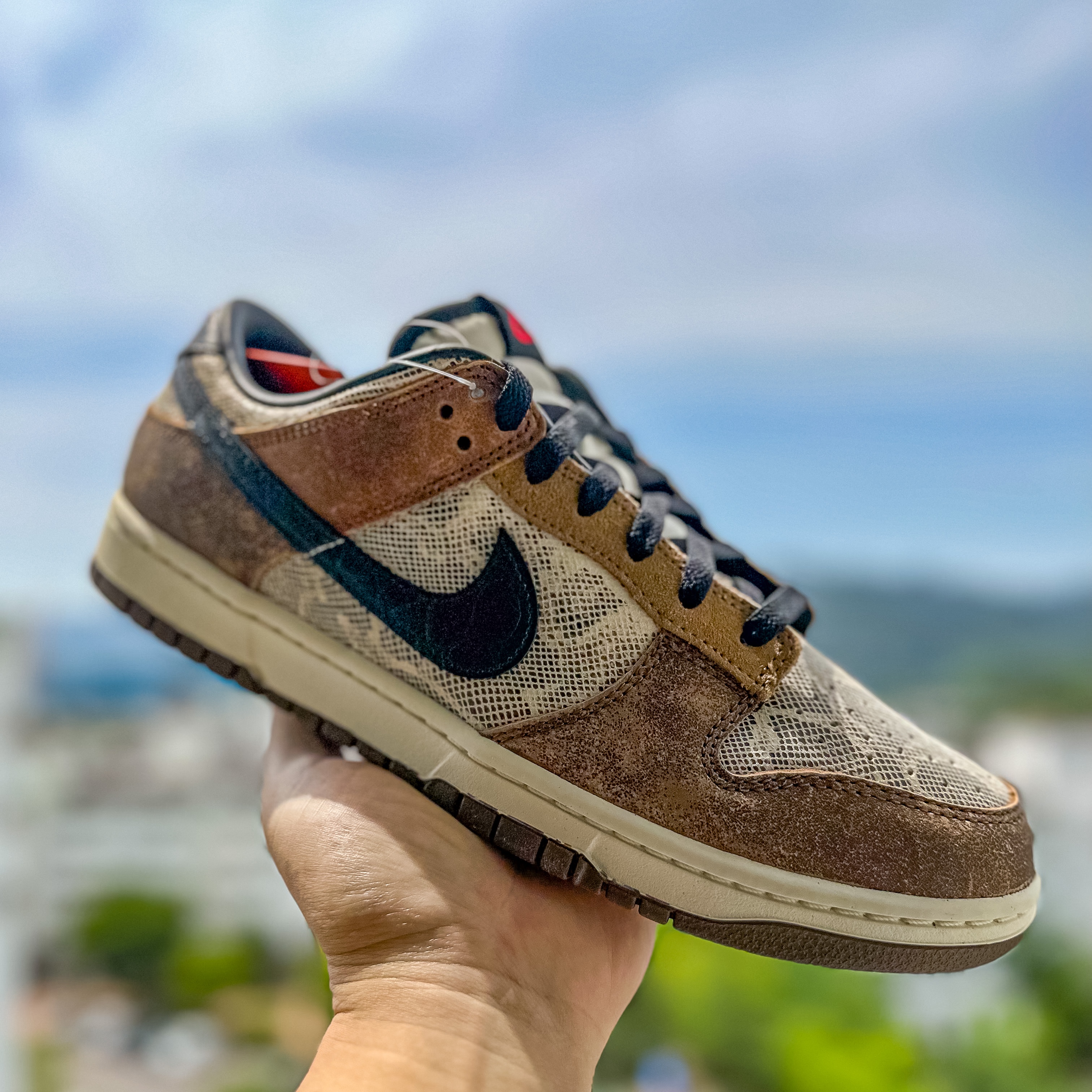 Nike Dunk Low PRM Head to Head 착용 스타일