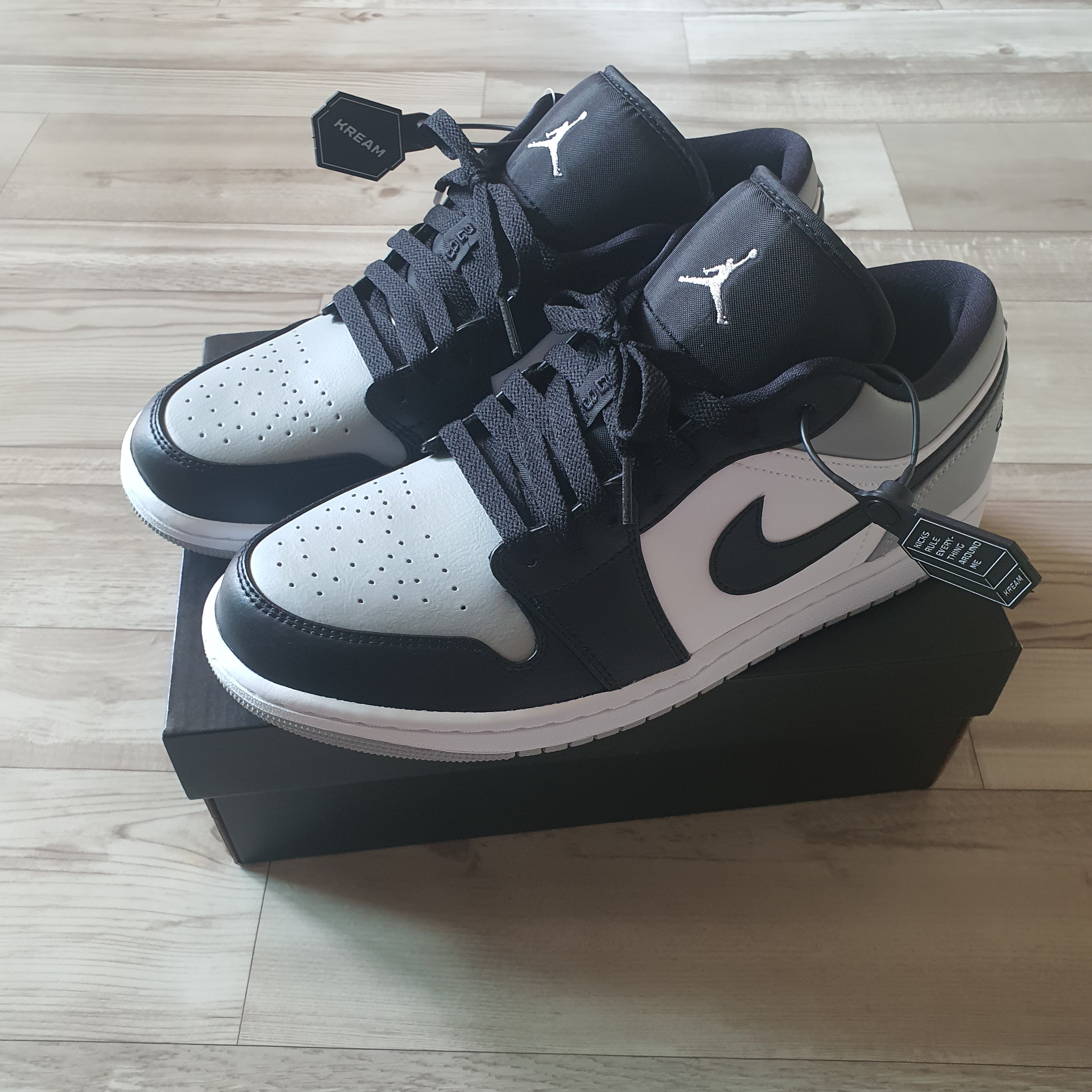 Jordan 1 Low Light Smoke Grey Black 착용 스타일