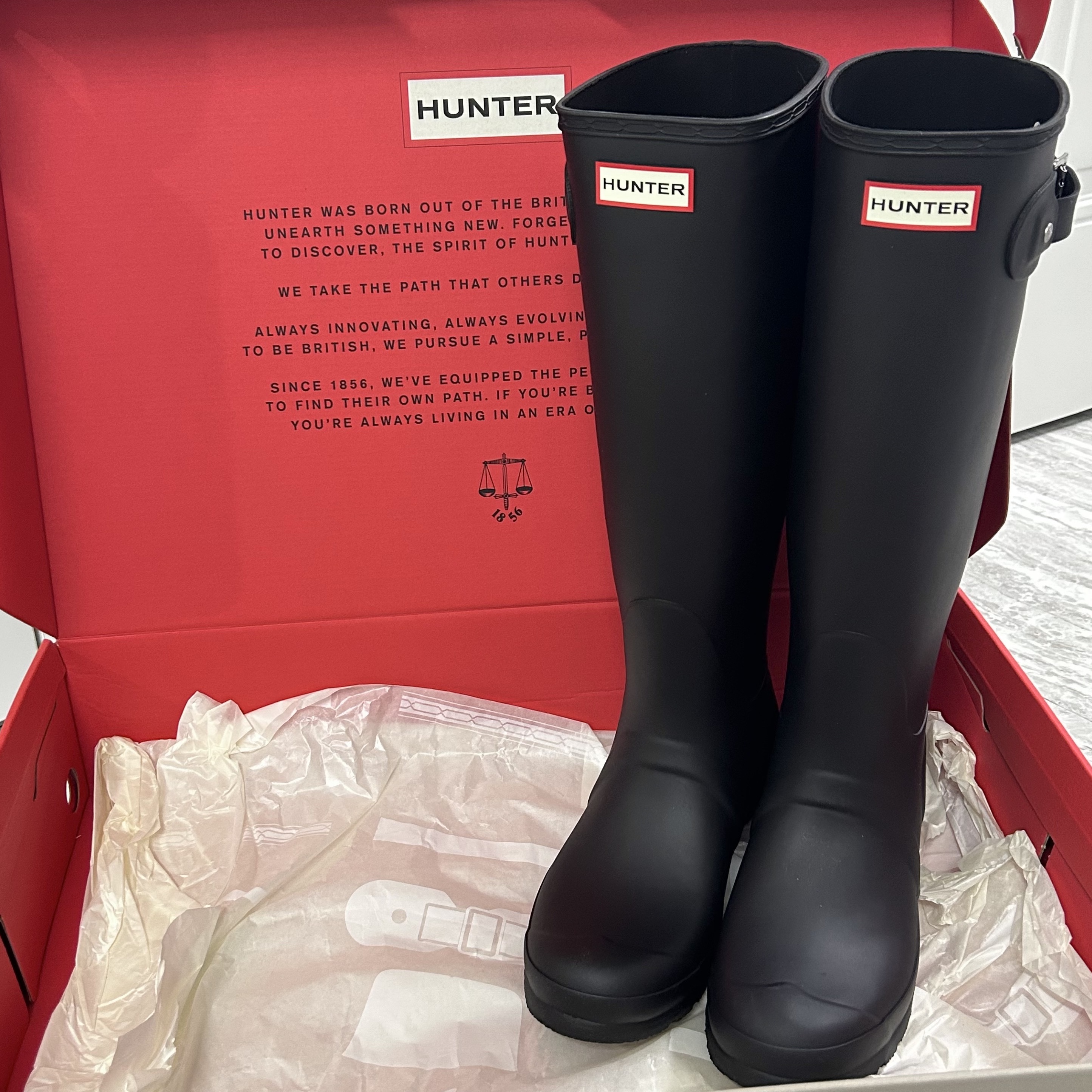 (W) Hunter Original Tall Rain Boots Black 착용 스타일