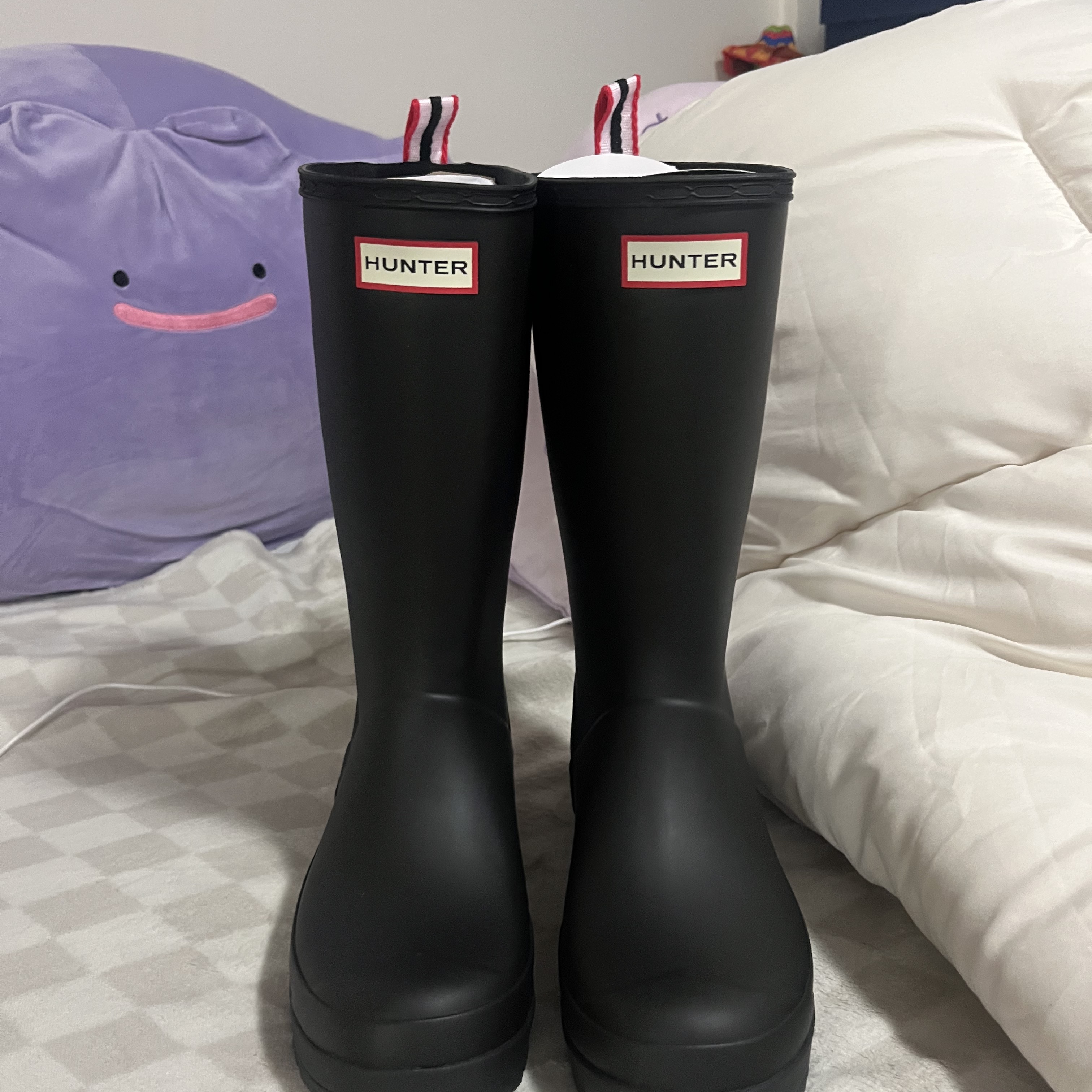 (W) Hunter Play Tall Wellington Rain Boots Black 착용 스타일