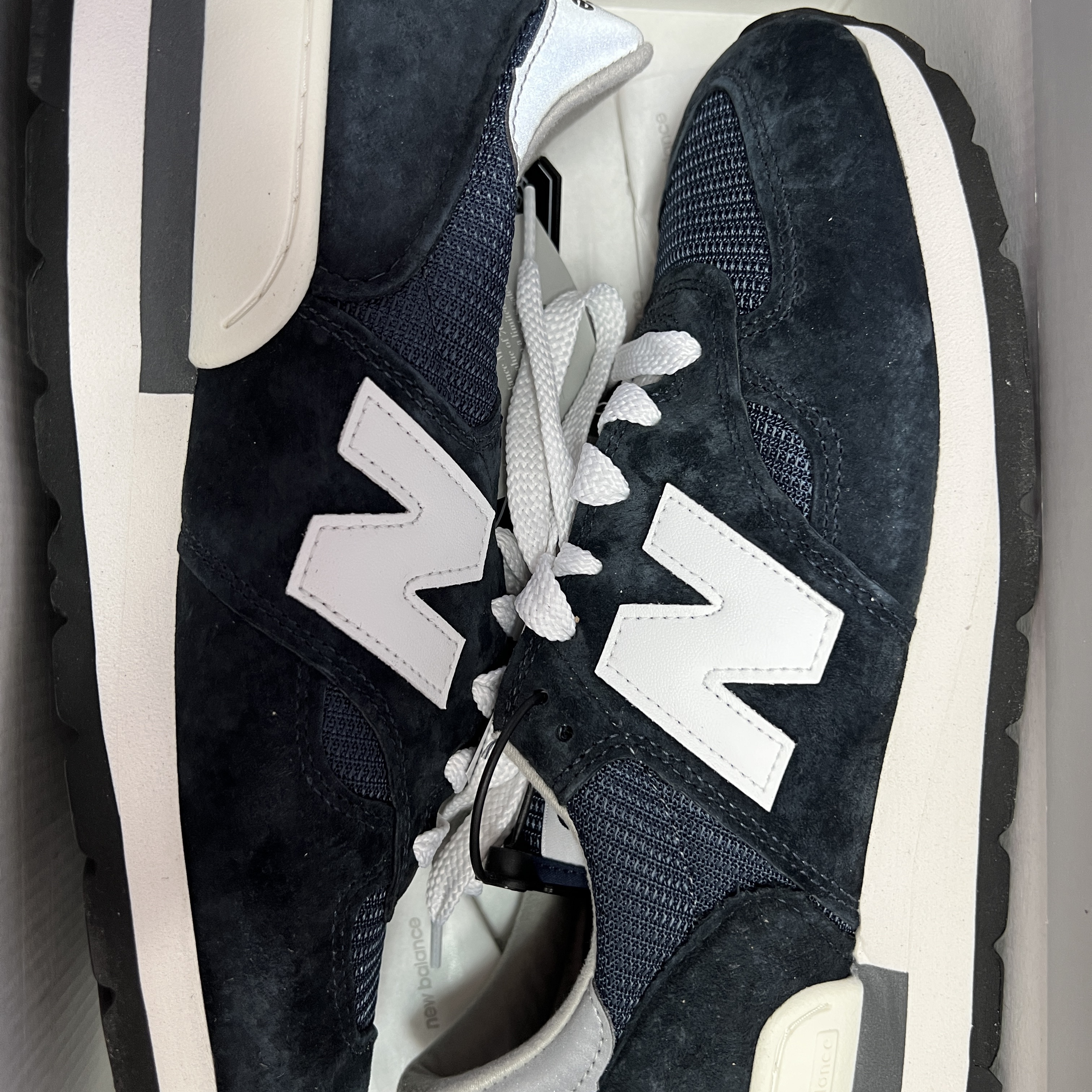 New Balance 990v1 Made in USA Navy 착용 스타일