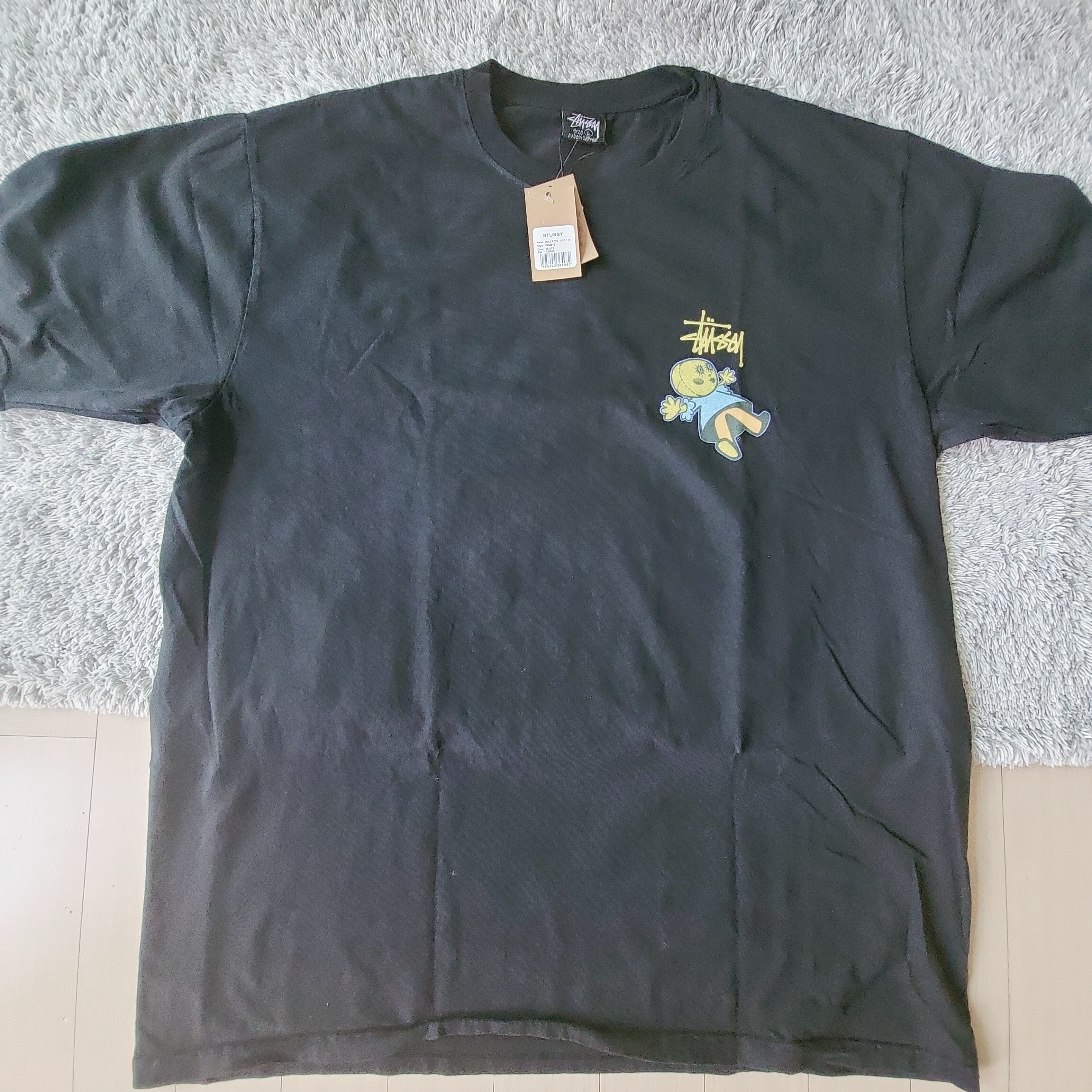 Stussy Dollie Pigment Dyed T-Shirt Black 착용 스타일 - 1