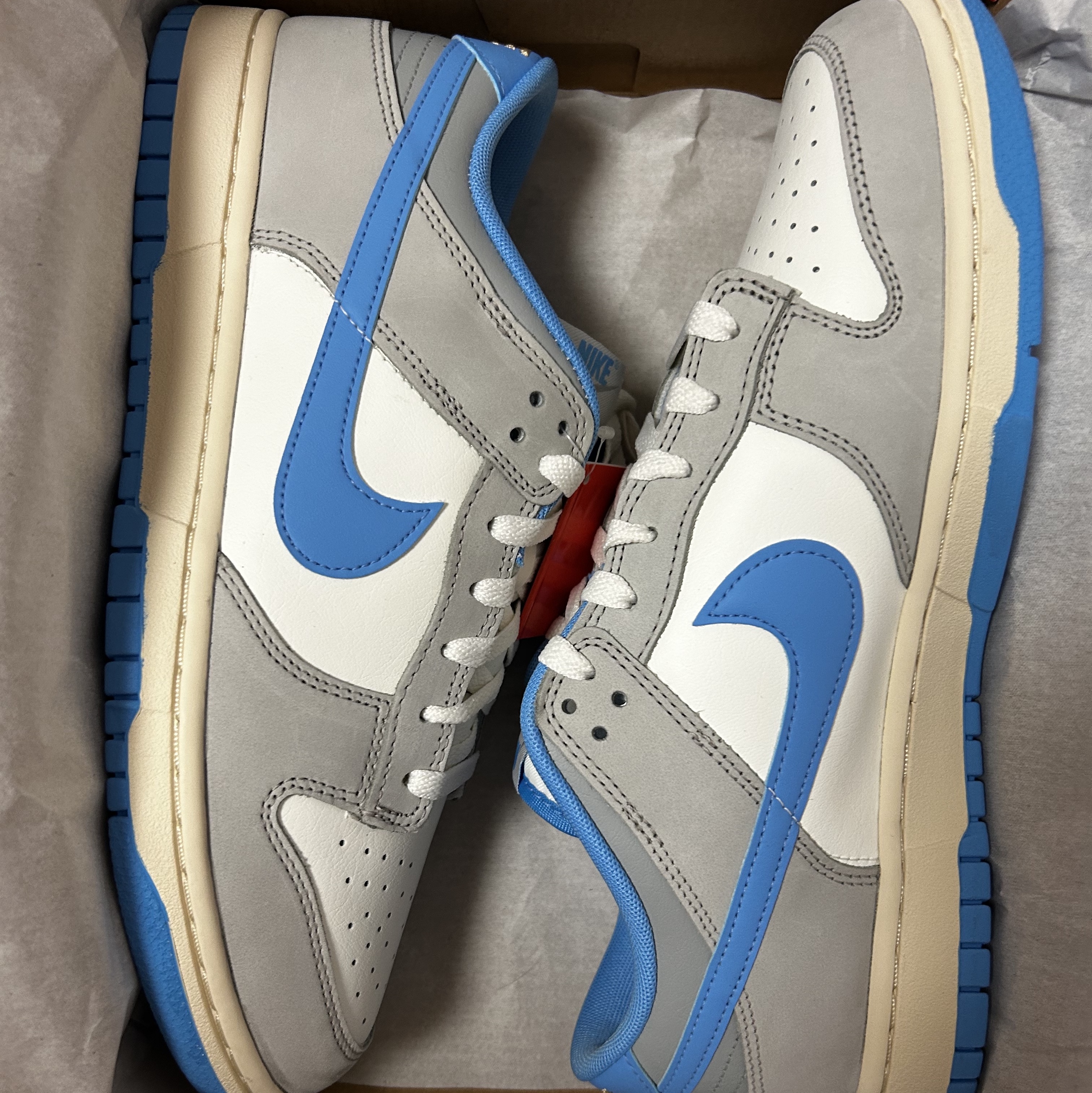 Nike Dunk Low Sail University Blue 착용 스타일 - 3