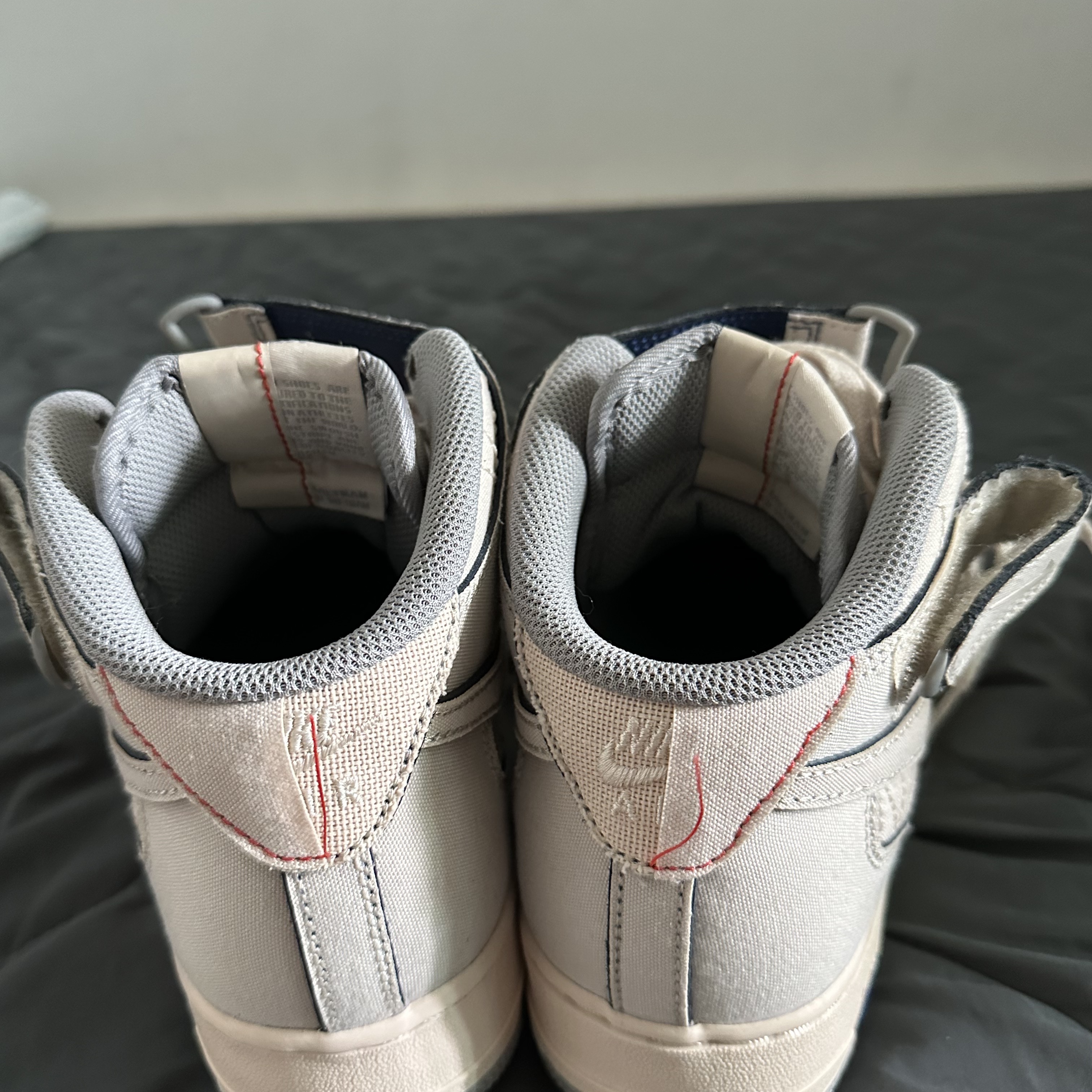 Nike Air Force 1 Mid '07 Pearl White 착용 스타일 - 1