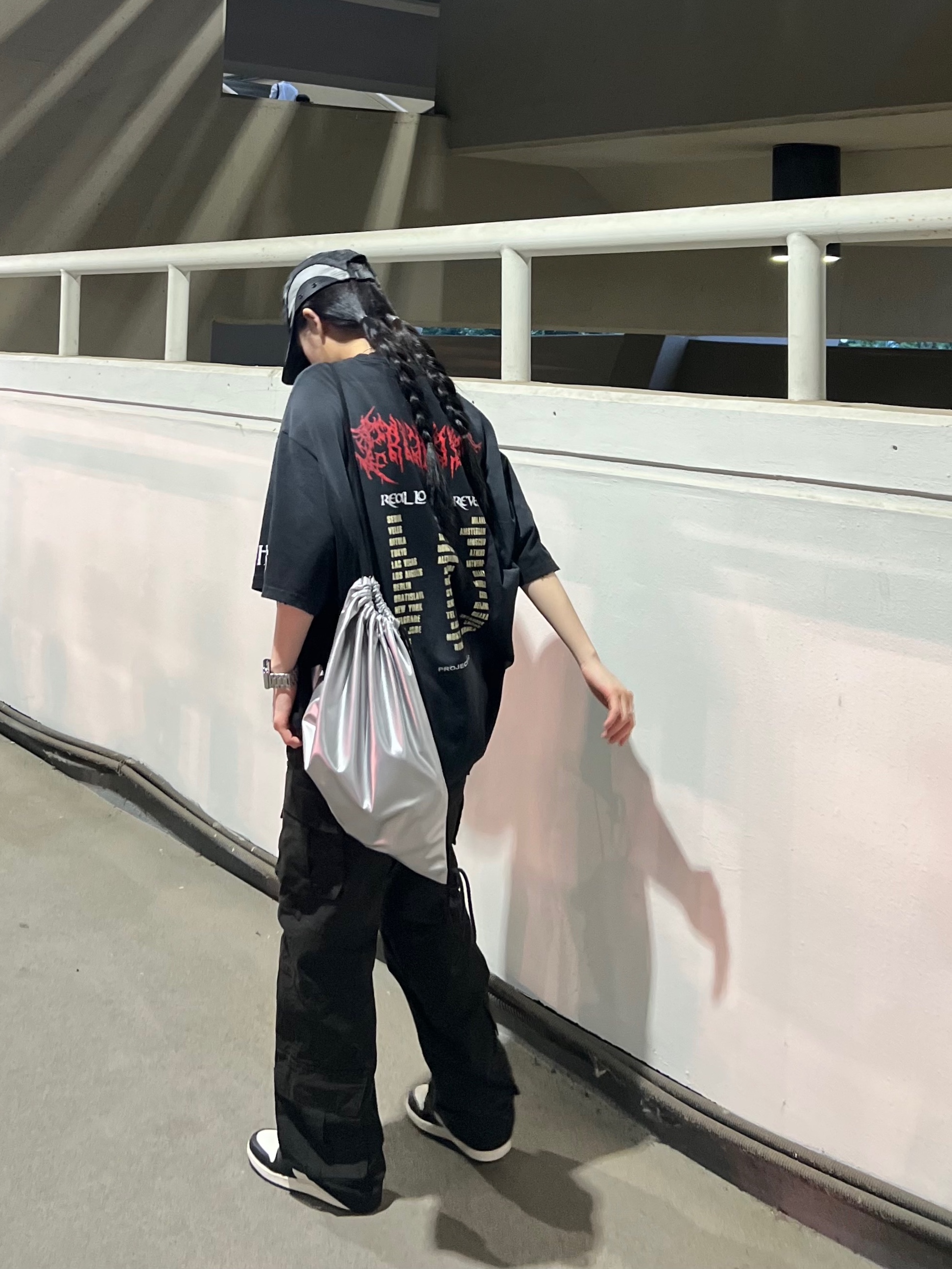 Project G/R Crow Worldtour T-Shirt Washed Black, Undermycar Chiva Vintage Coating Multi Cargo Pants Mulch - 23SS 착용 스타일 - 3