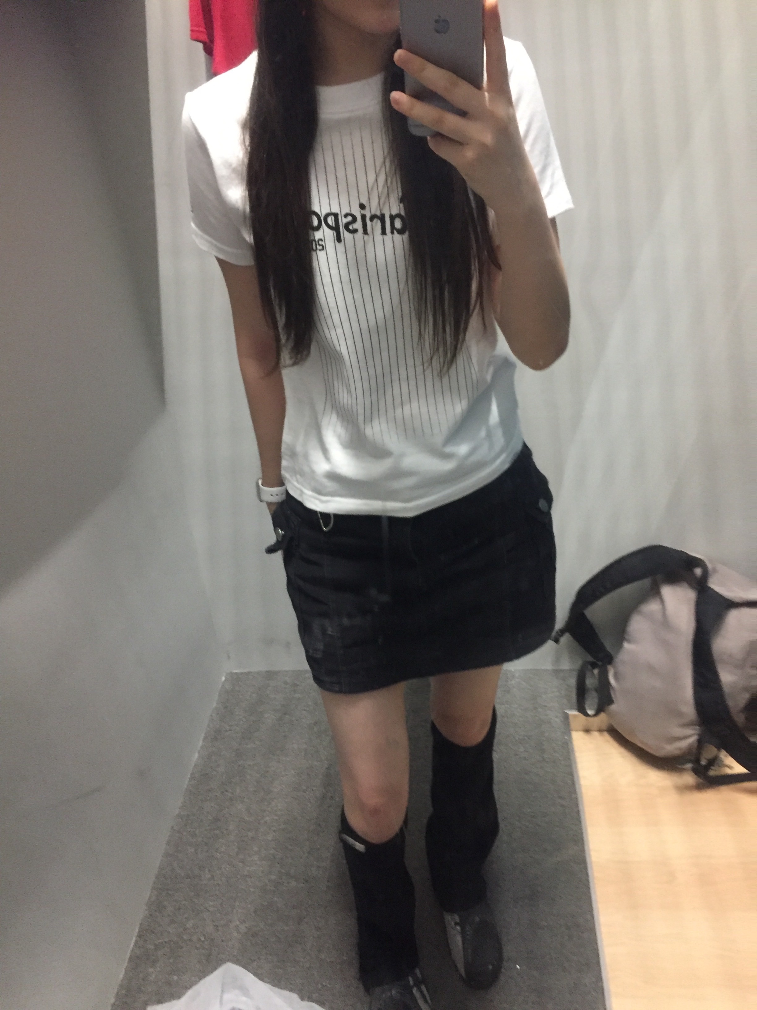 Safarispot Women 1/2 Safarispots Magazine Tee White, [KREAM 단독] Safarispot 1/2 Basic Safari T-Shirt Red 착용 스타일 - 1