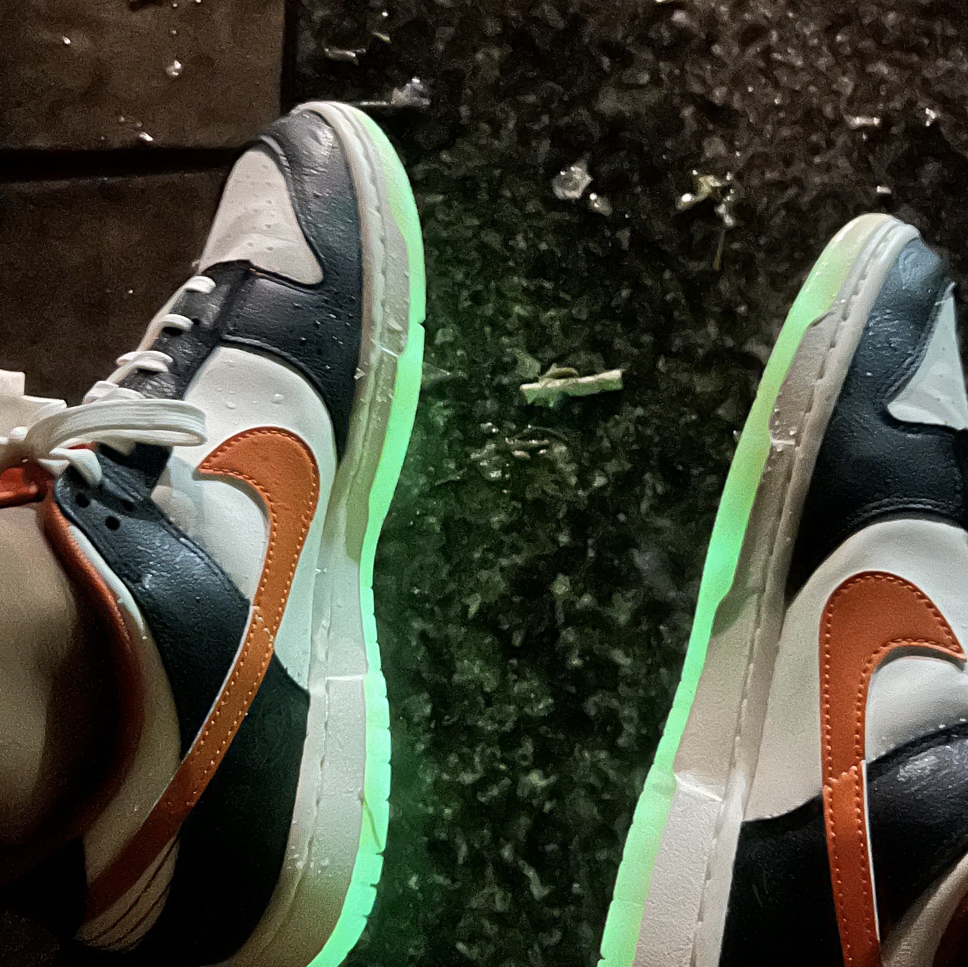 Nike Dunk Low Retro PRM Halloween 착용 스타일