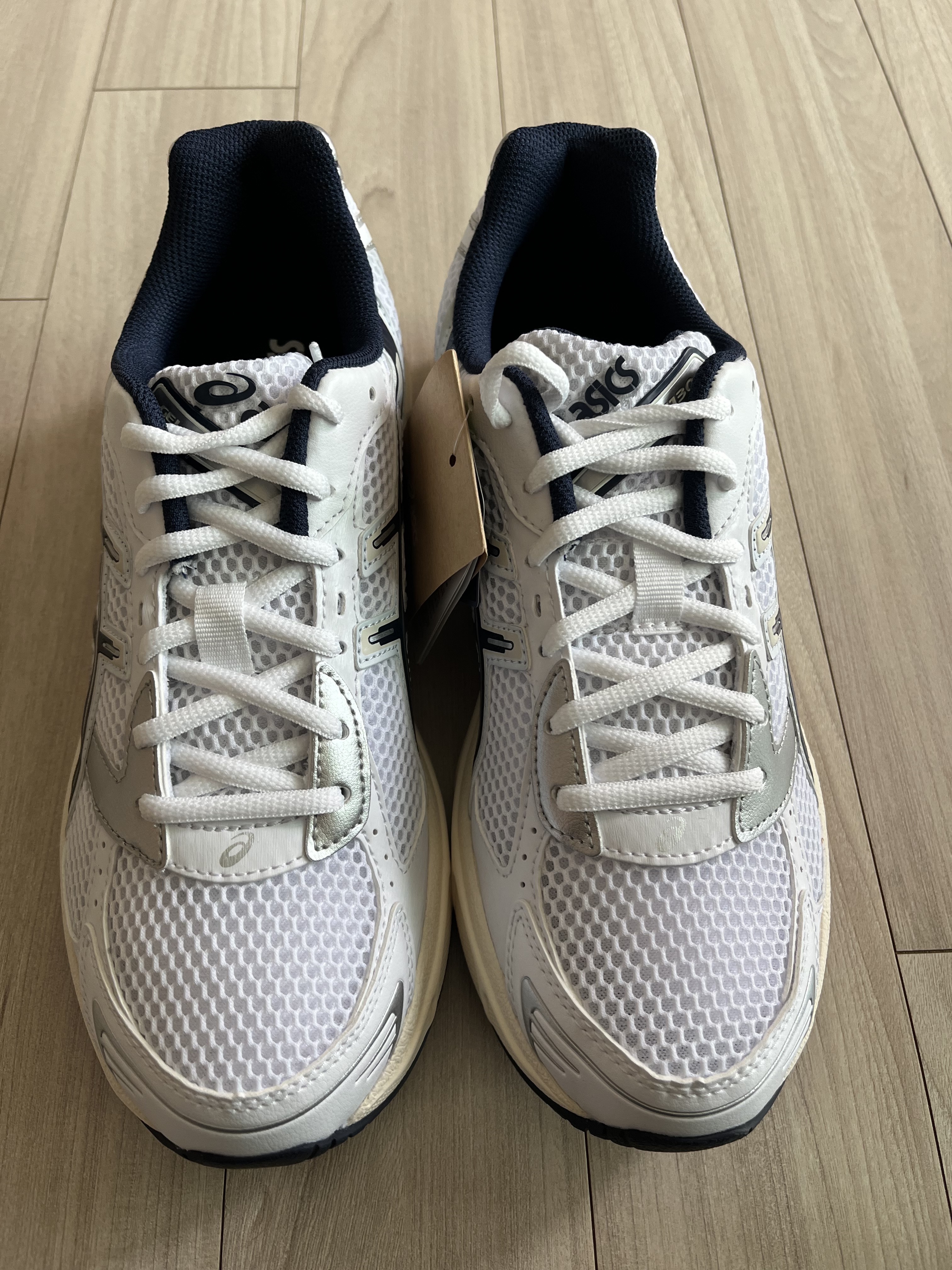(W) Asics Gel-1130 White Midnight 착용 스타일 - 1
