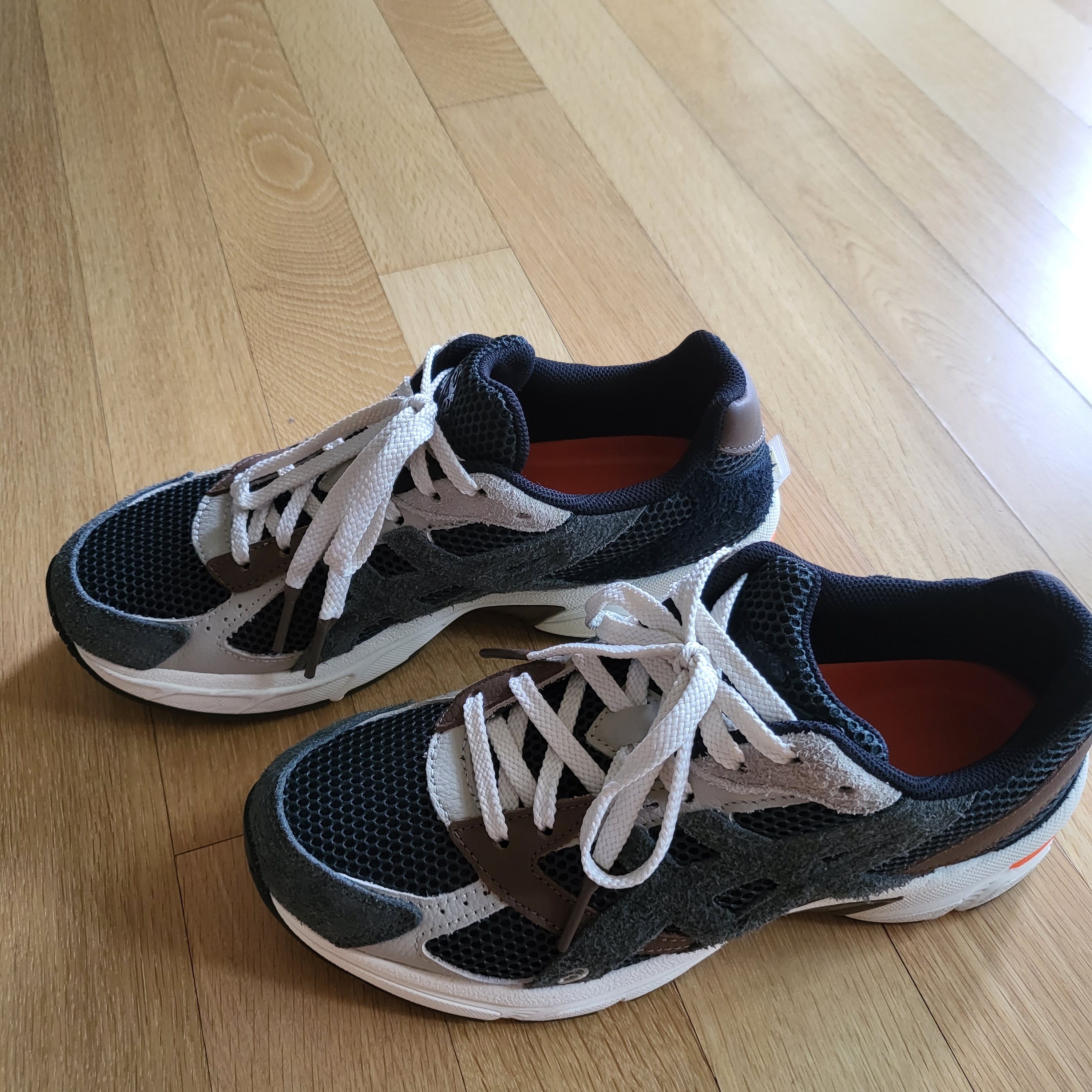 Asics x Hal Studios Gel-1130 MK-II Forest 착용 스타일 - 3