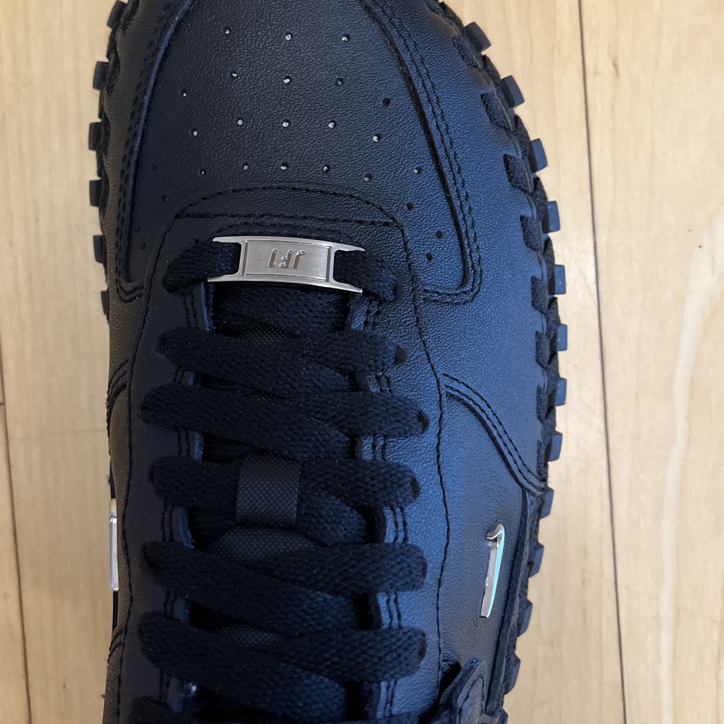 Nike x Jacquemus J Force 1 Low LX SP Black 착용 스타일 - 3
