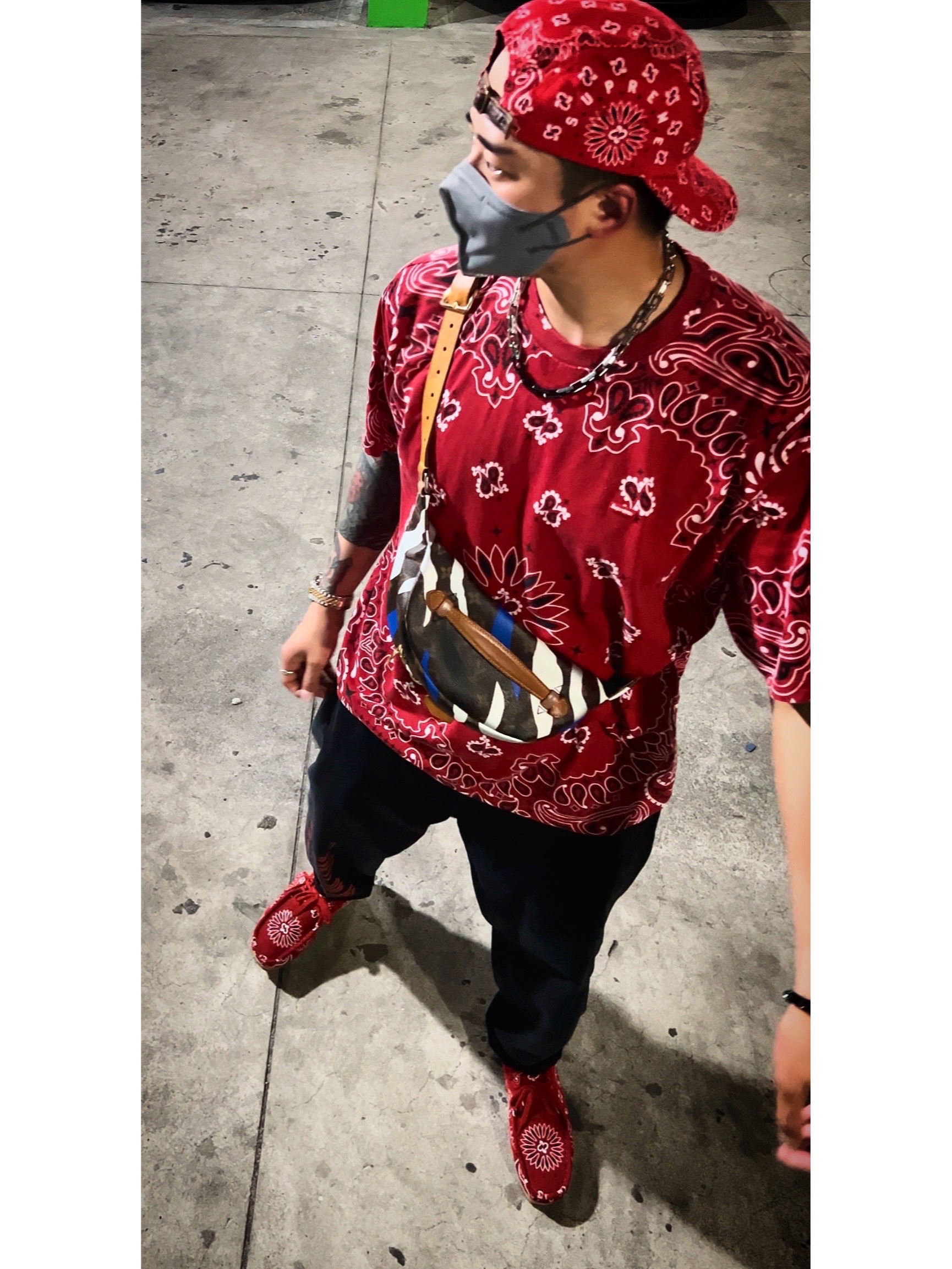 Supreme Bandana Camp Cap Red - 21SS, Supreme Small Box T-Shirt Red Bandana - 21SS 착용 스타일 - 1