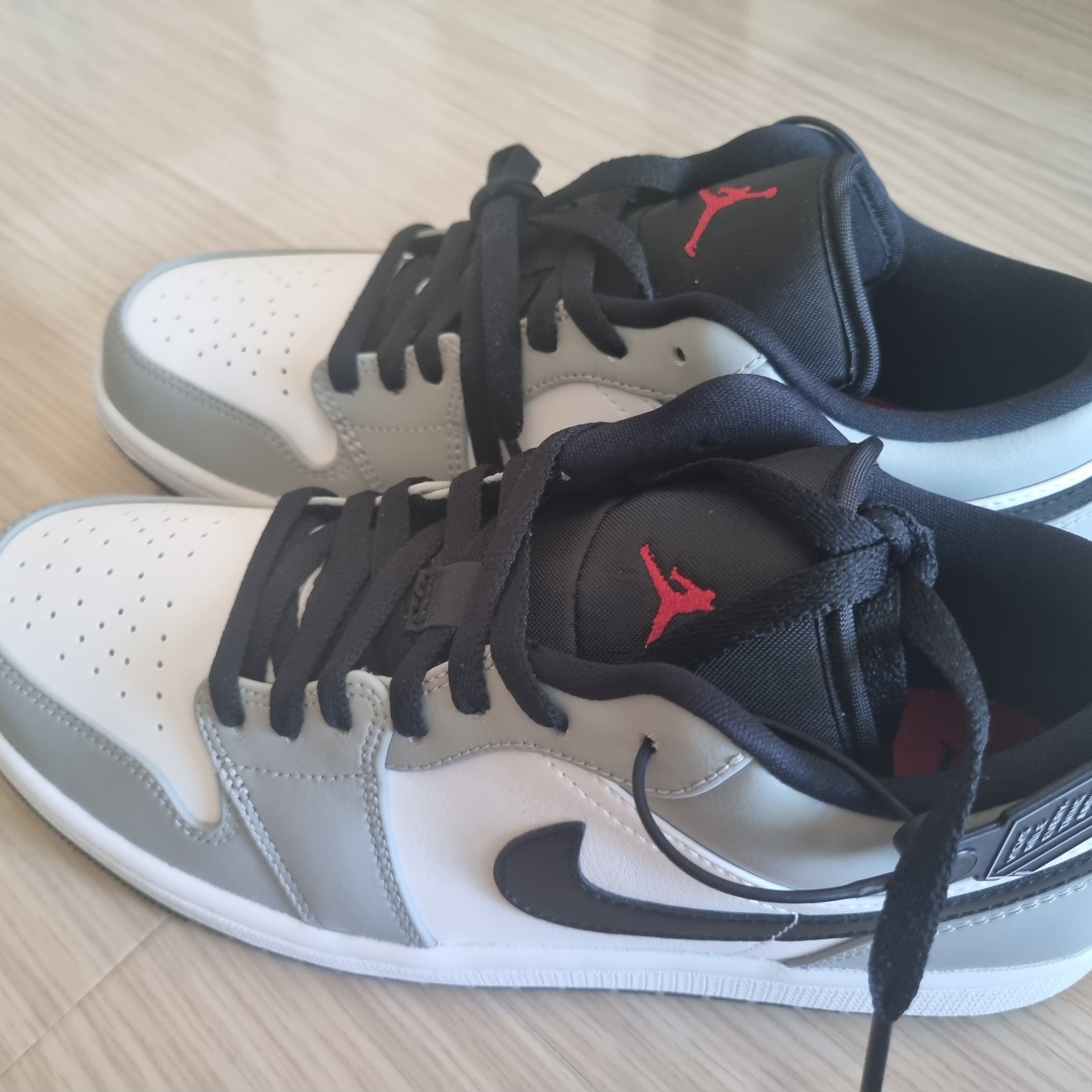 Jordan 1 Low Light Smoke Grey 착용 스타일