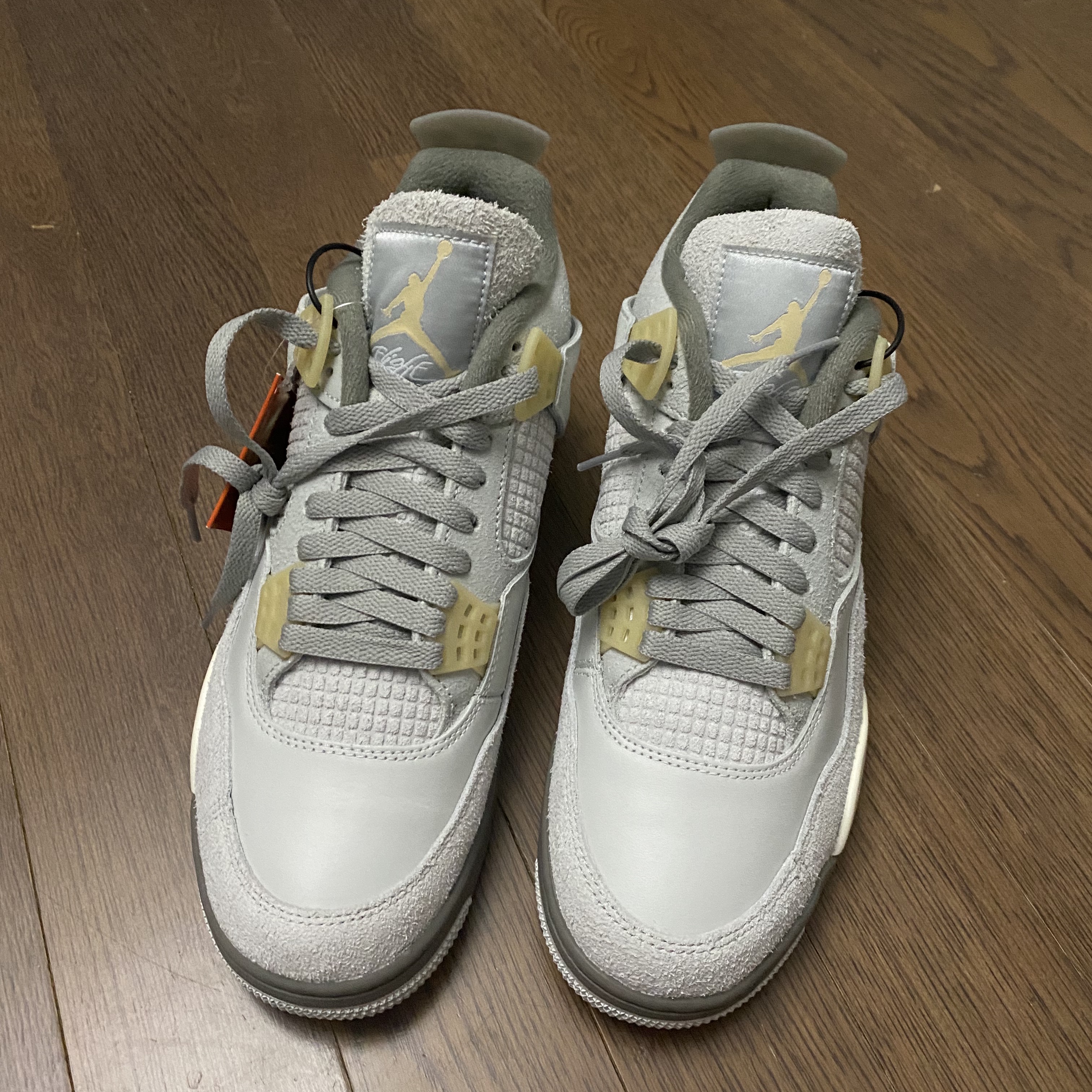 Jordan 4 Retro SE Craft 착용 스타일 - 1