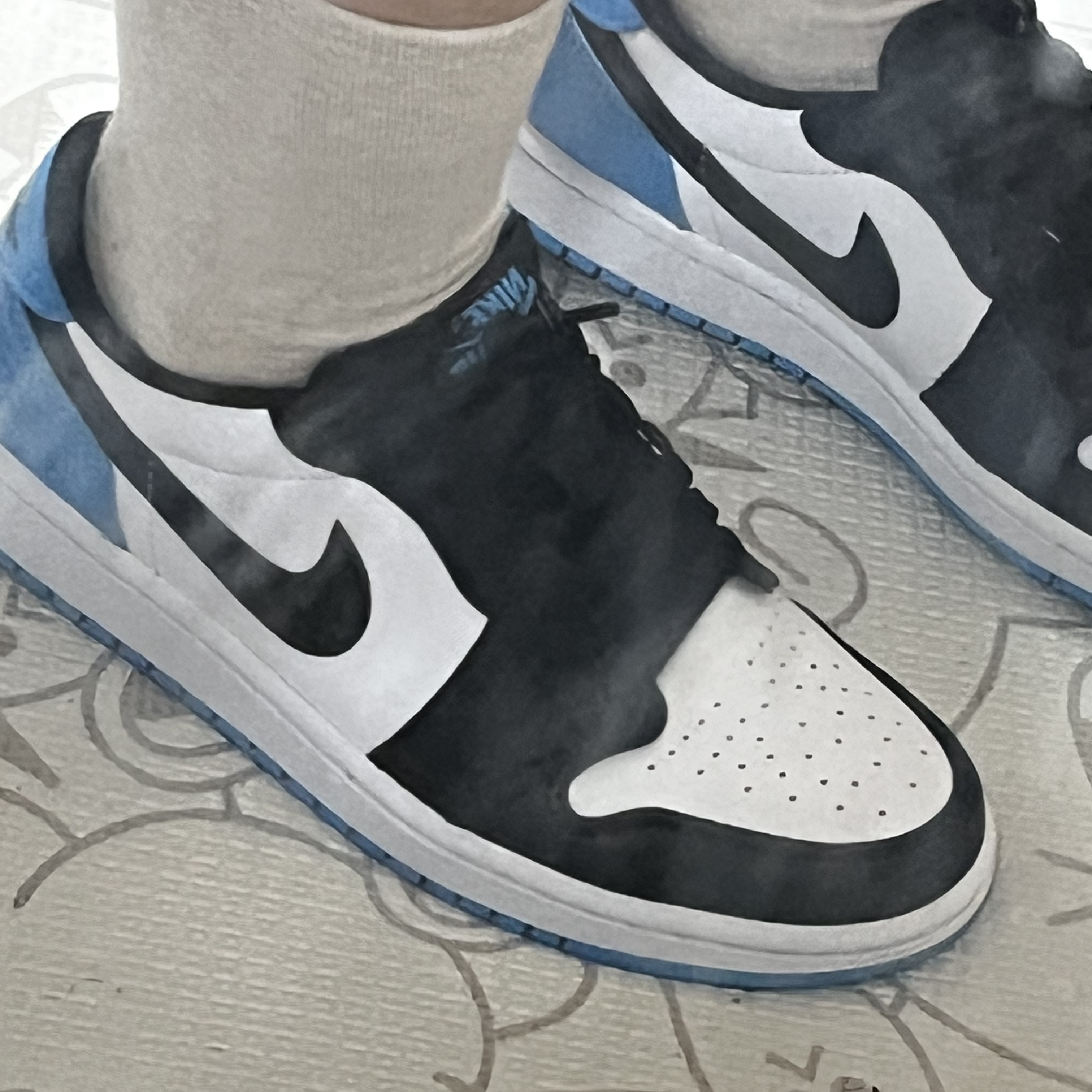 (W) Jordan 1 Retro Low OG Black and Dark Powder Blue 착용 스타일
