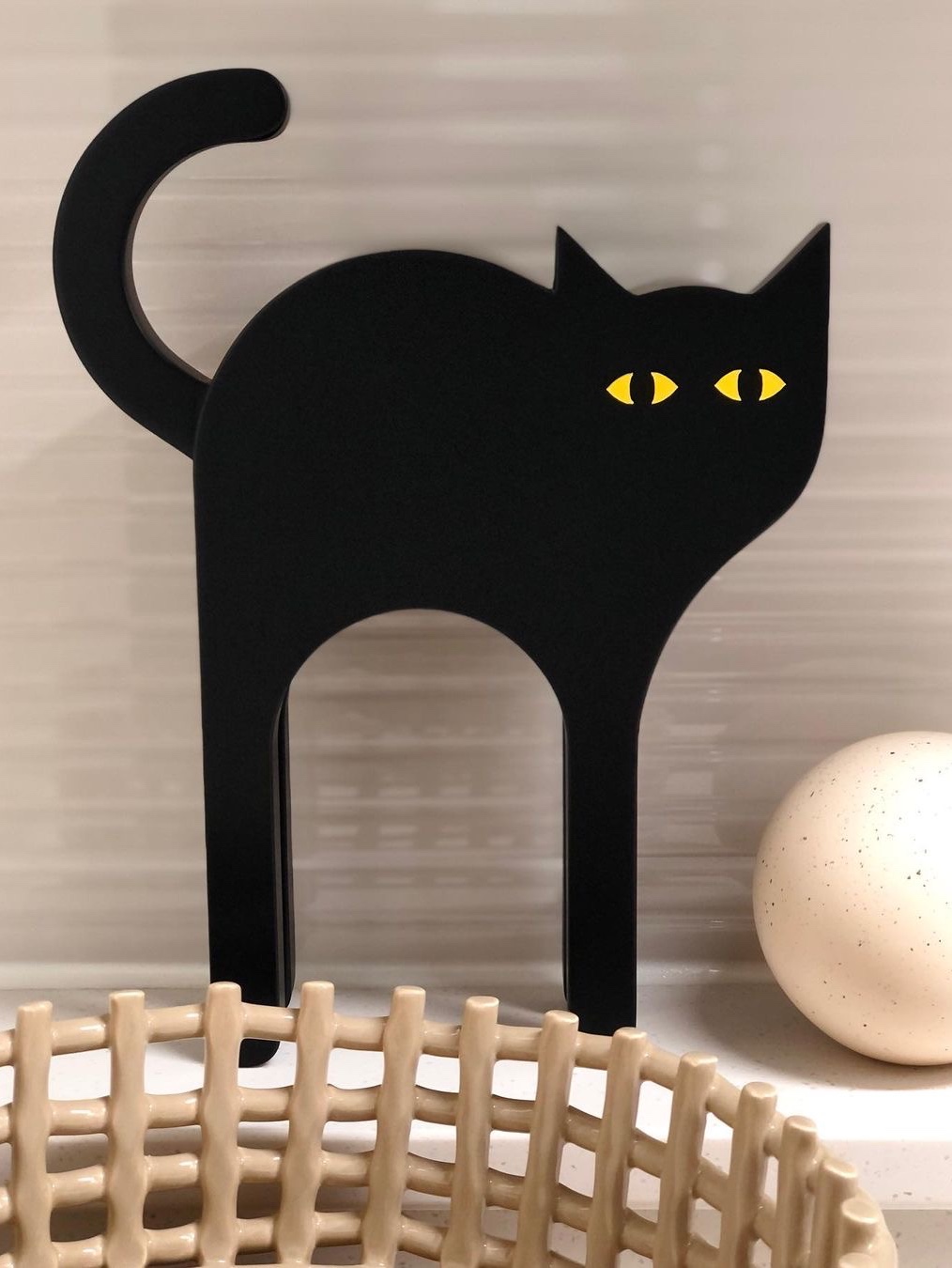 Tecta Cat Black 착용 스타일