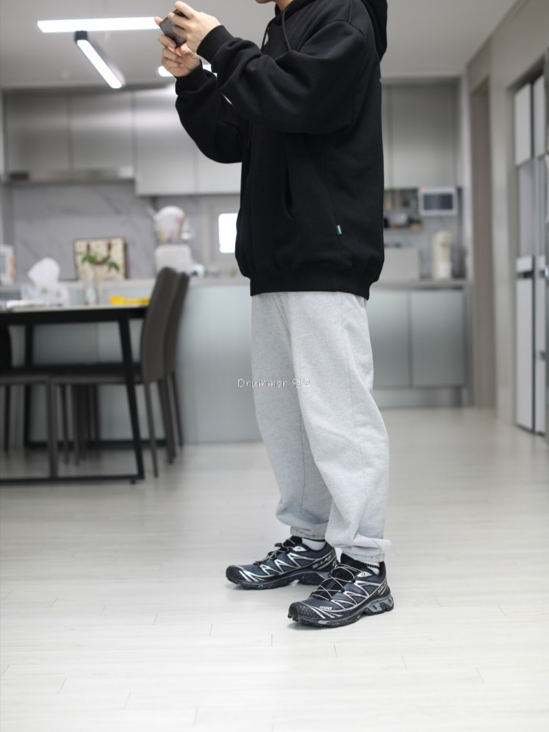 Salomon x Atmos XT-6 Black Silver 착용 스타일