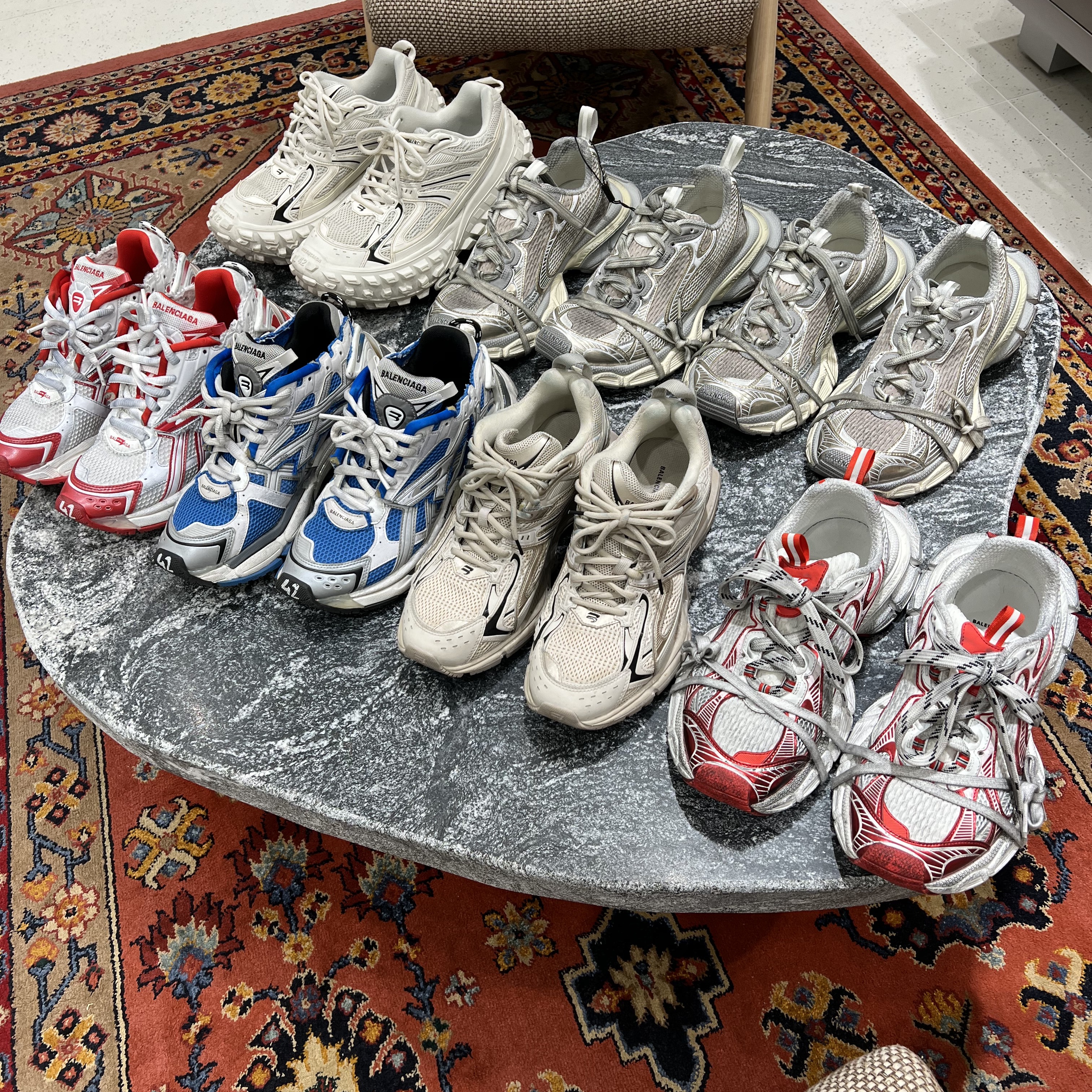 Balenciaga 3XL Sneakers Light Beige, Balenciaga 3XL Sneakers White Red 착용 스타일