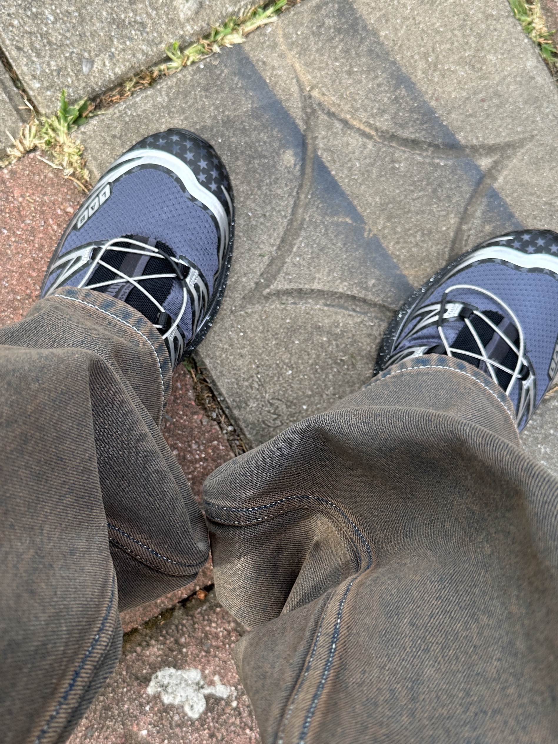 Salomon x Atmos XT-6 Black Silver 착용 스타일 - 3