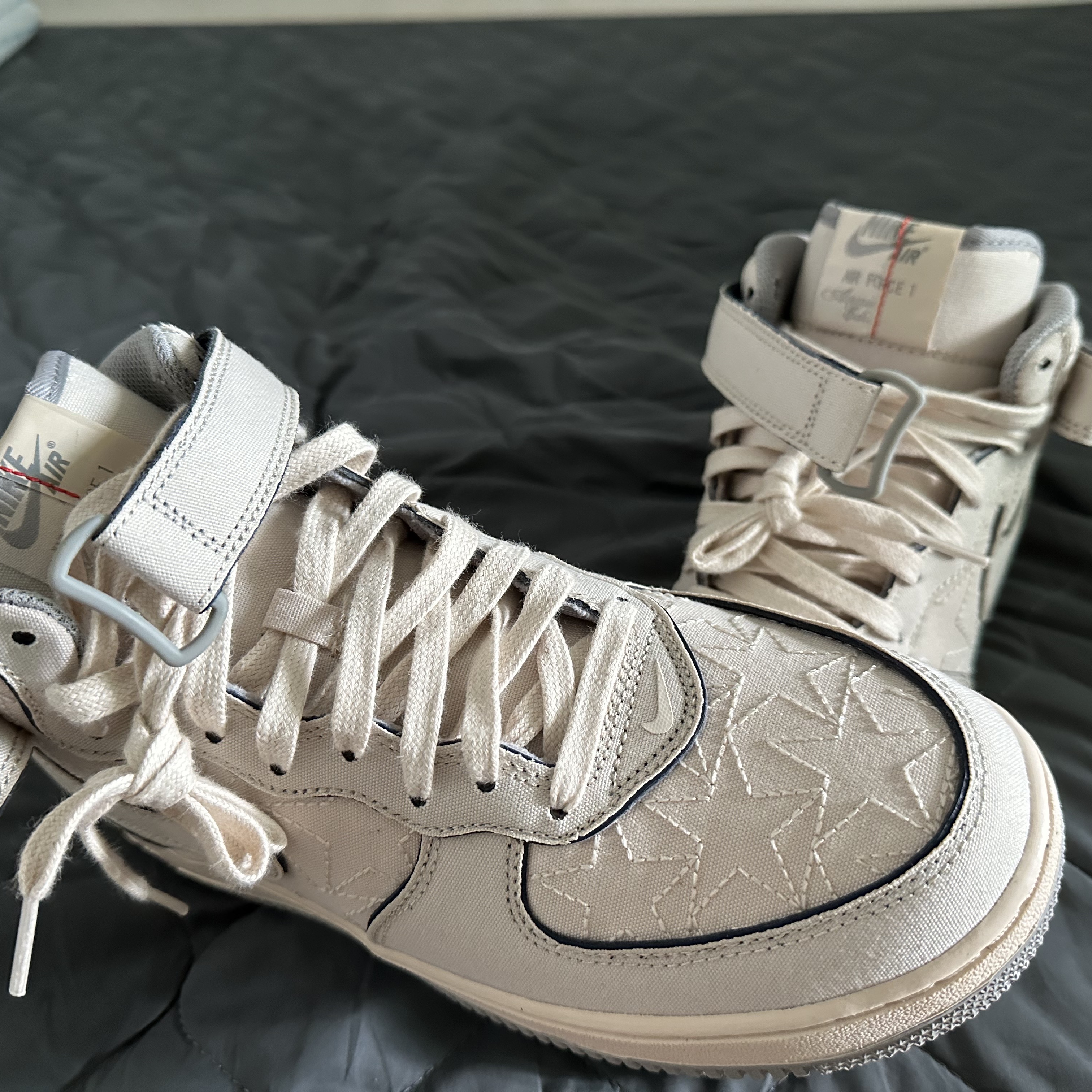 Nike Air Force 1 Mid '07 Pearl White 착용 스타일 - 2