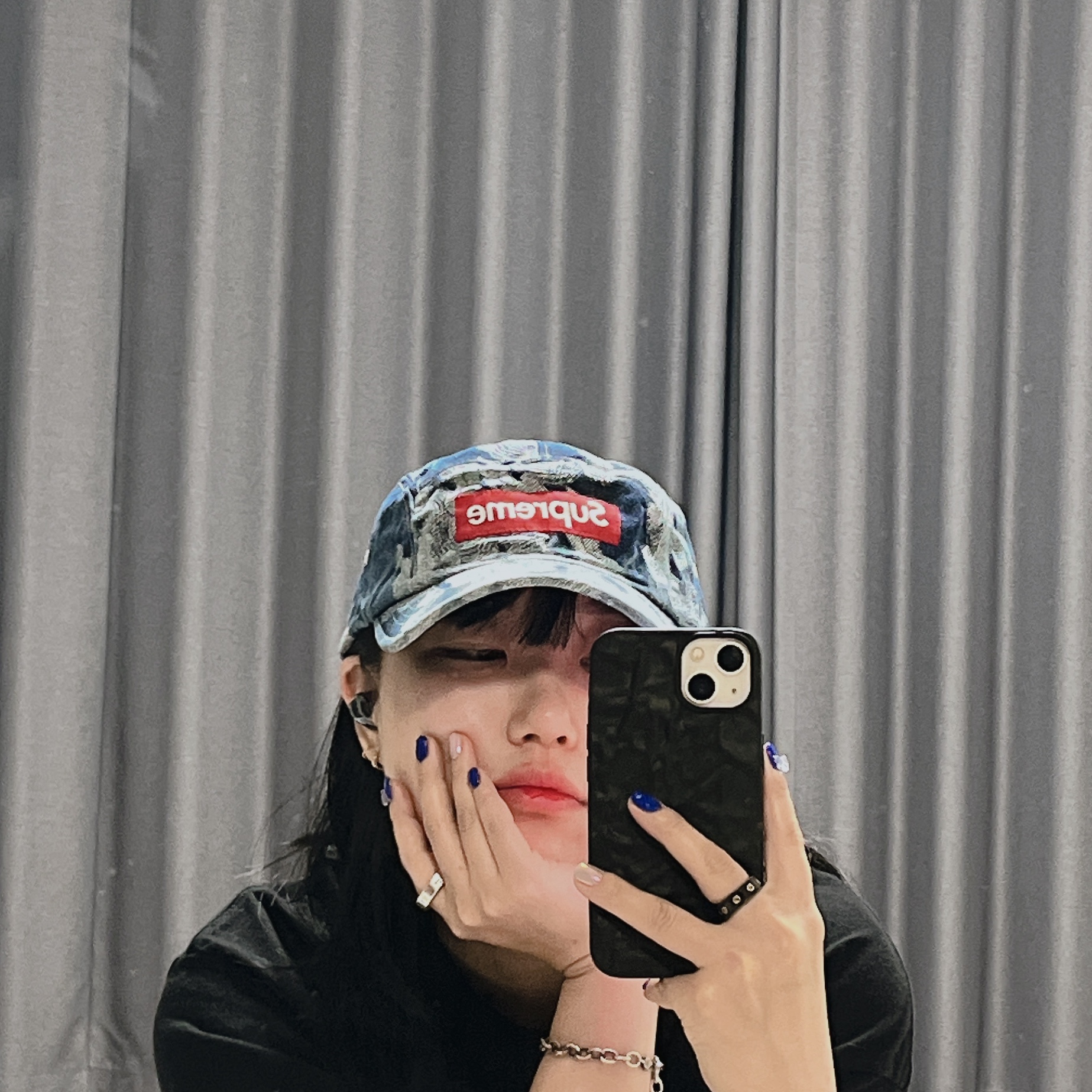 Supreme Flames Jacquard Denim Camp Cap Washed Indigo - 23SS 착용 스타일 - 2