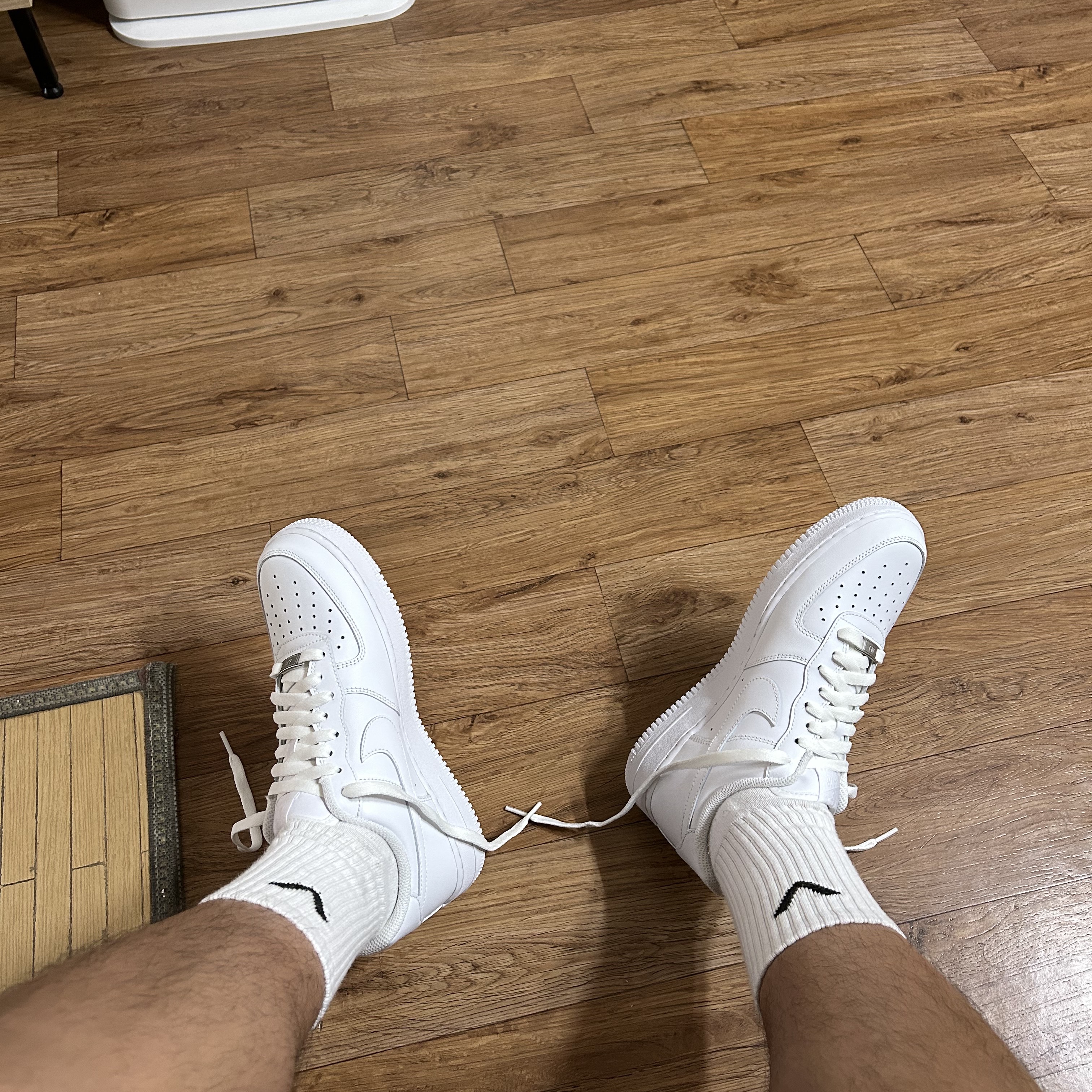 Nike Air Force 1 '07 Low White 착용 스타일