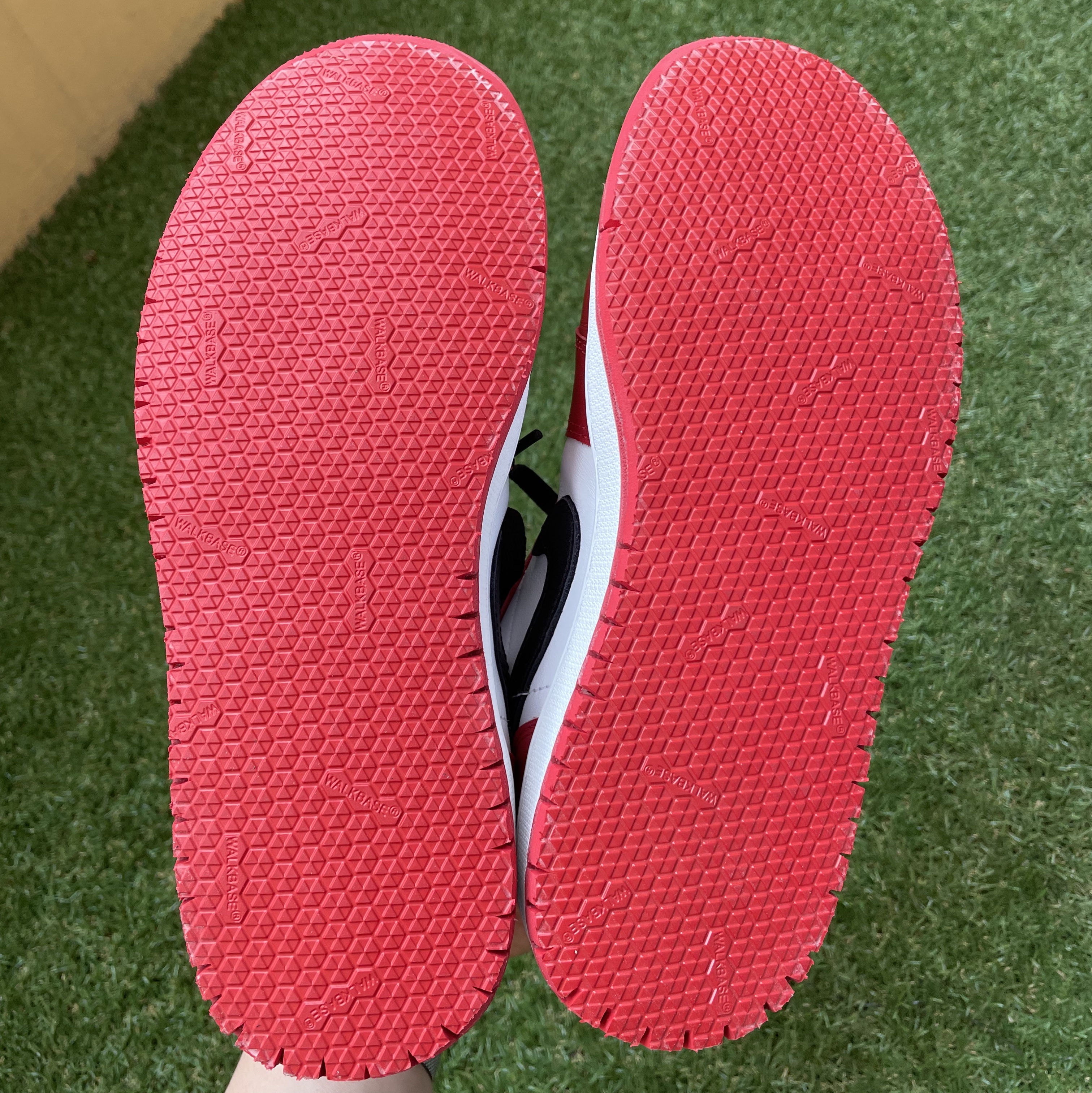 Jordan 1 Low Golf Chicago 착용 스타일 - 5