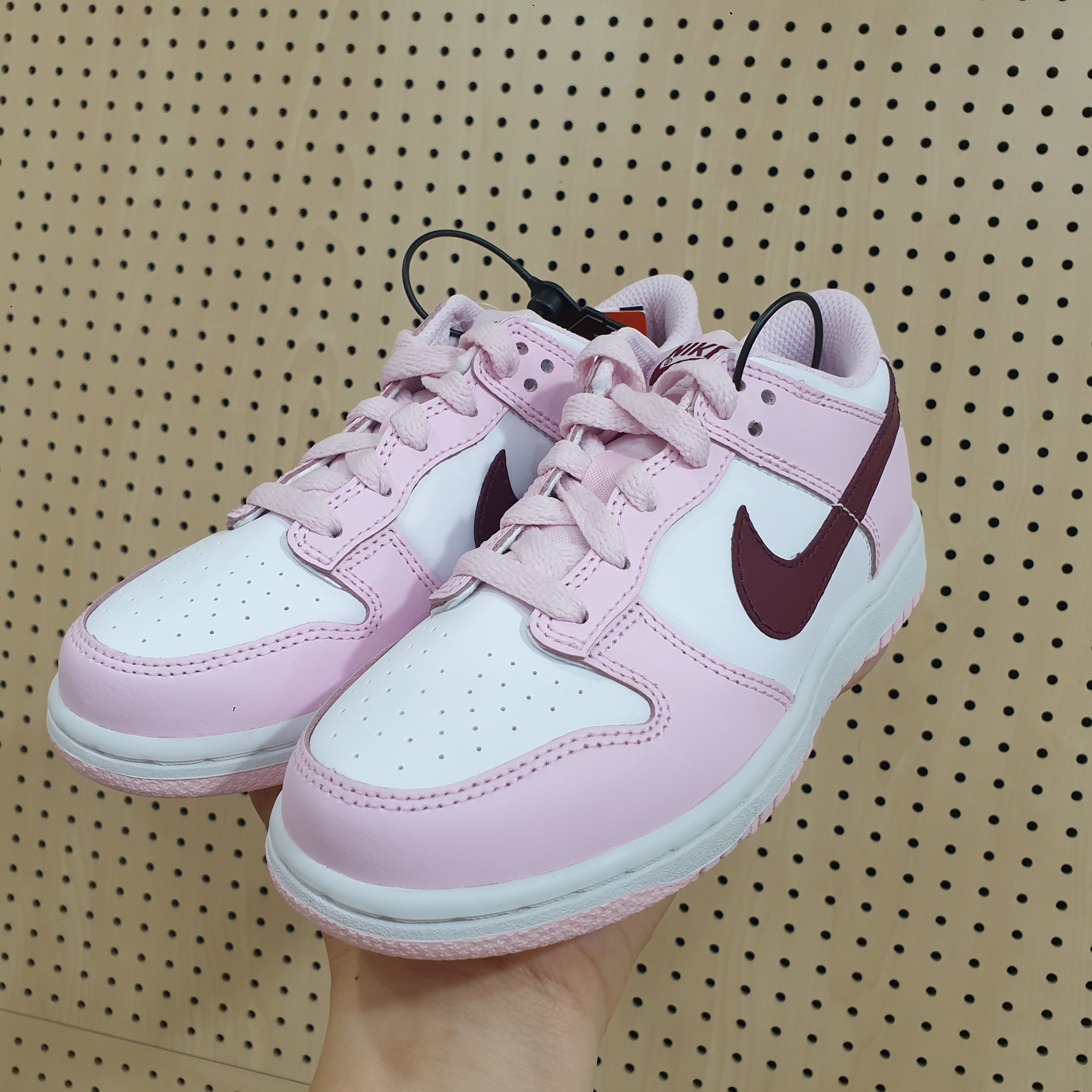 (PS) Nike Dunk Low Pink Foam 착용 스타일 - 1
