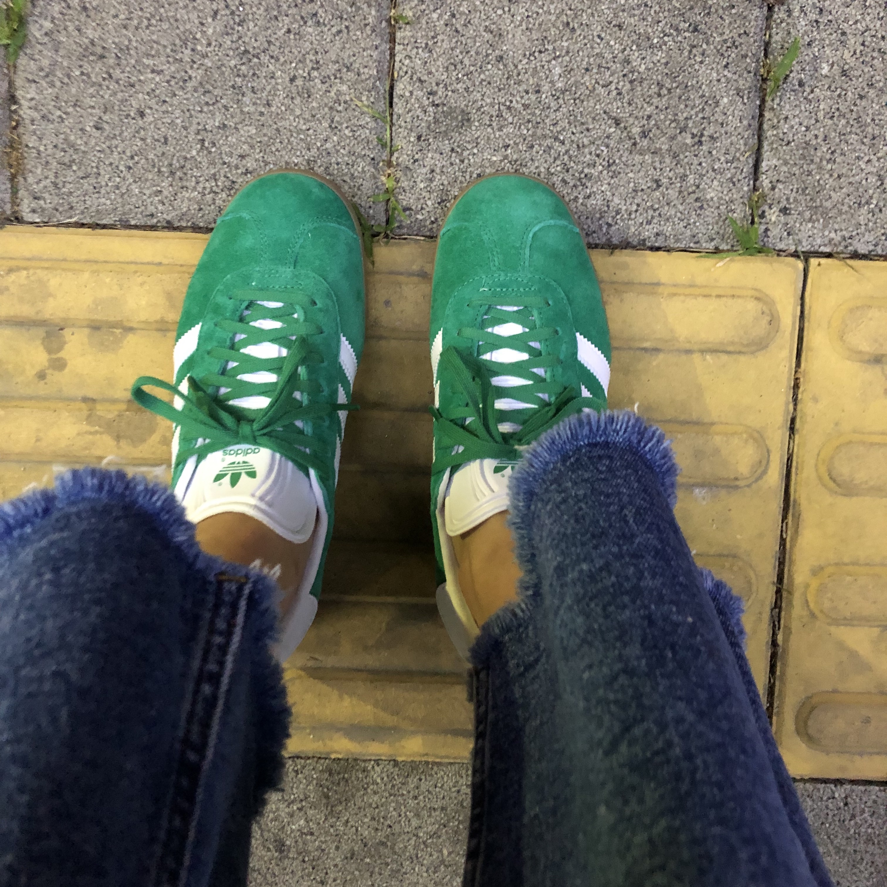Adidas Gazelle Court Green Cloud White 착용 스타일 - 1