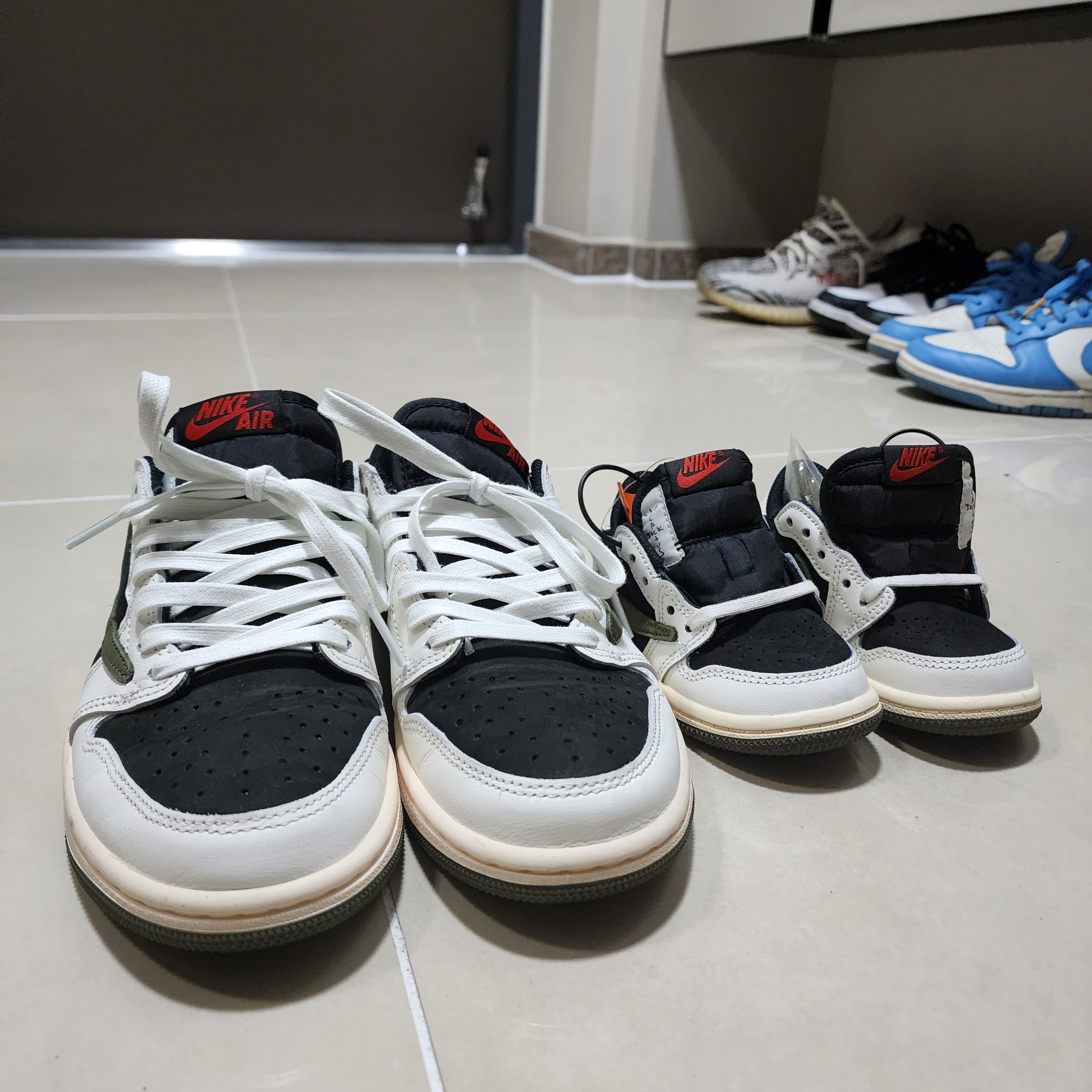 (TD) Jordan 1 x Travis Scott Retro Low OG SP Medium Olive, (W) Jordan 1 x Travis Scott Retro Low OG SP Medium Olive 착용 스타일 - 1
