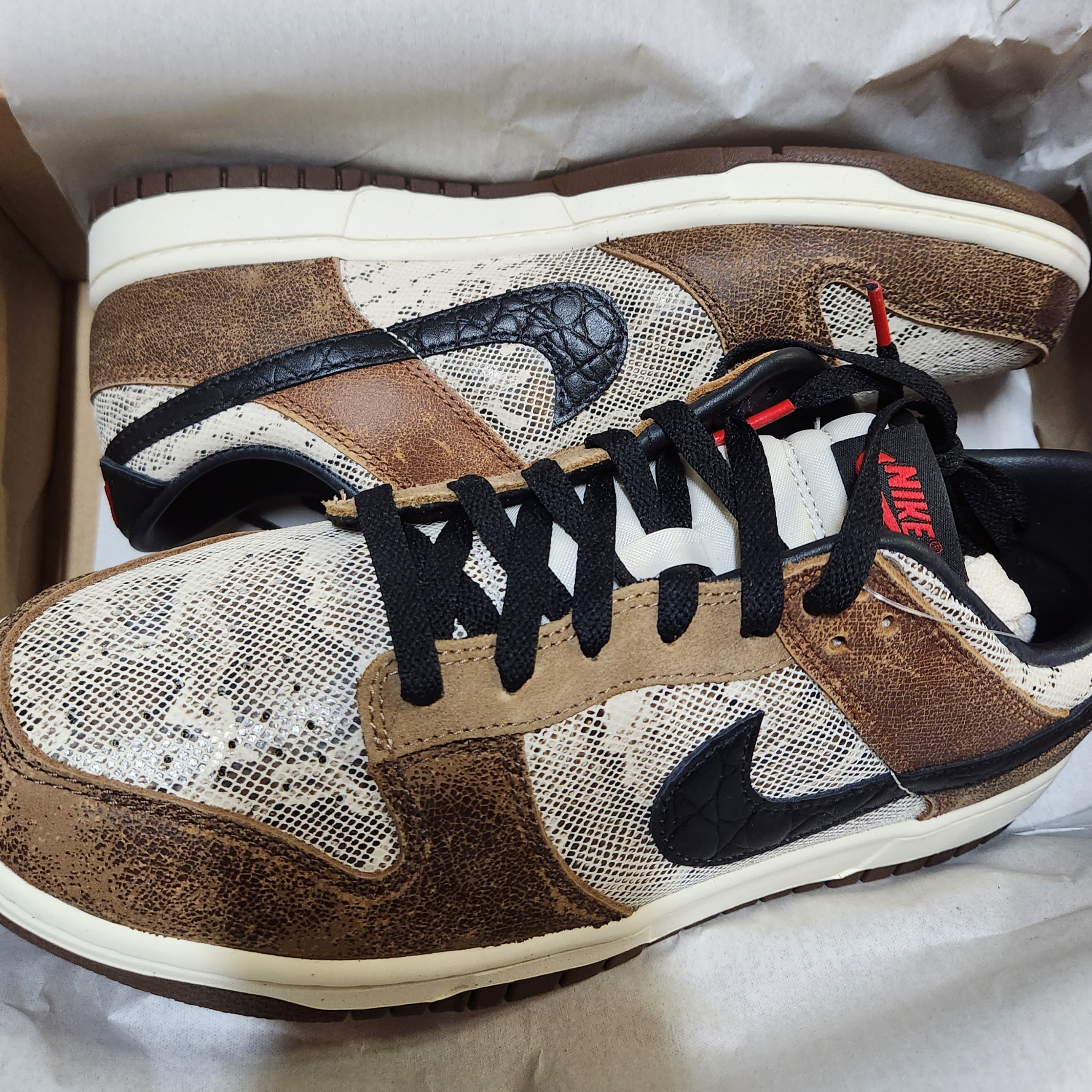 Nike Dunk Low PRM Head to Head 착용 스타일 - 1