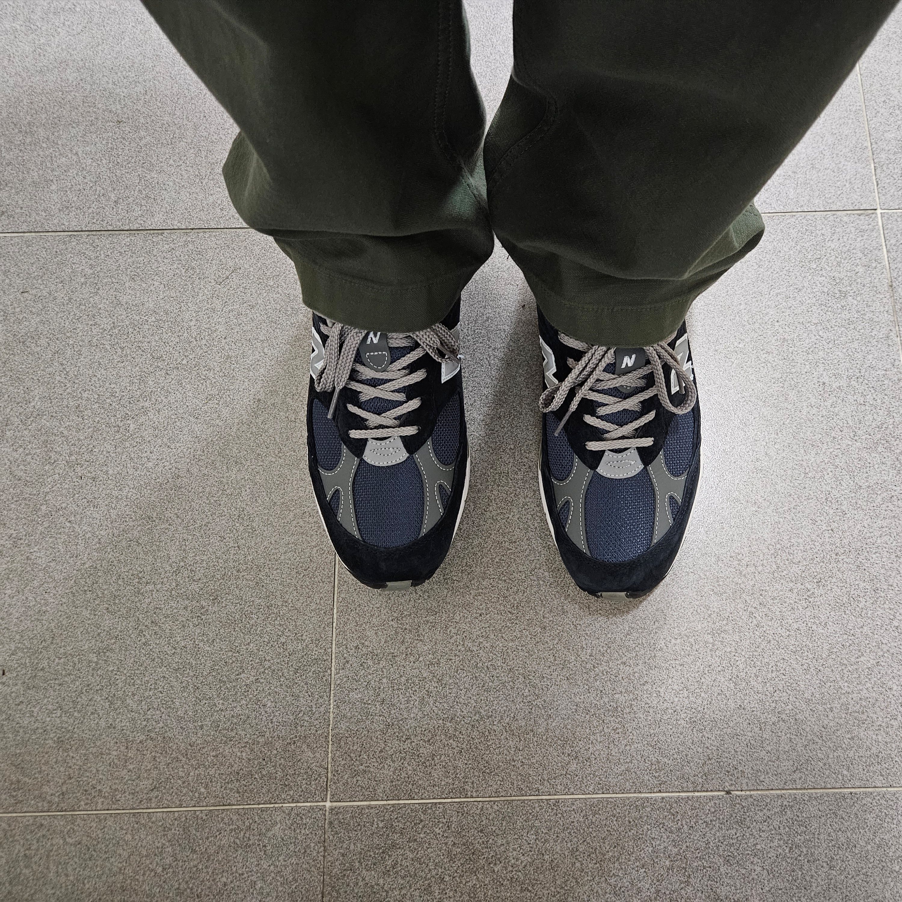 New Balance 991 Made in UK Navy 착용 스타일
