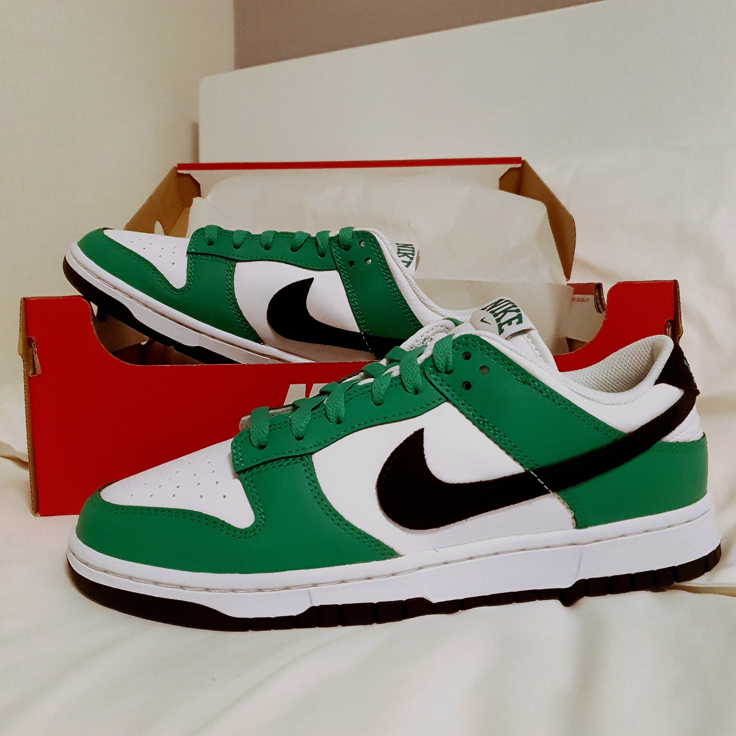 Nike Dunk Low White Green 착용 스타일