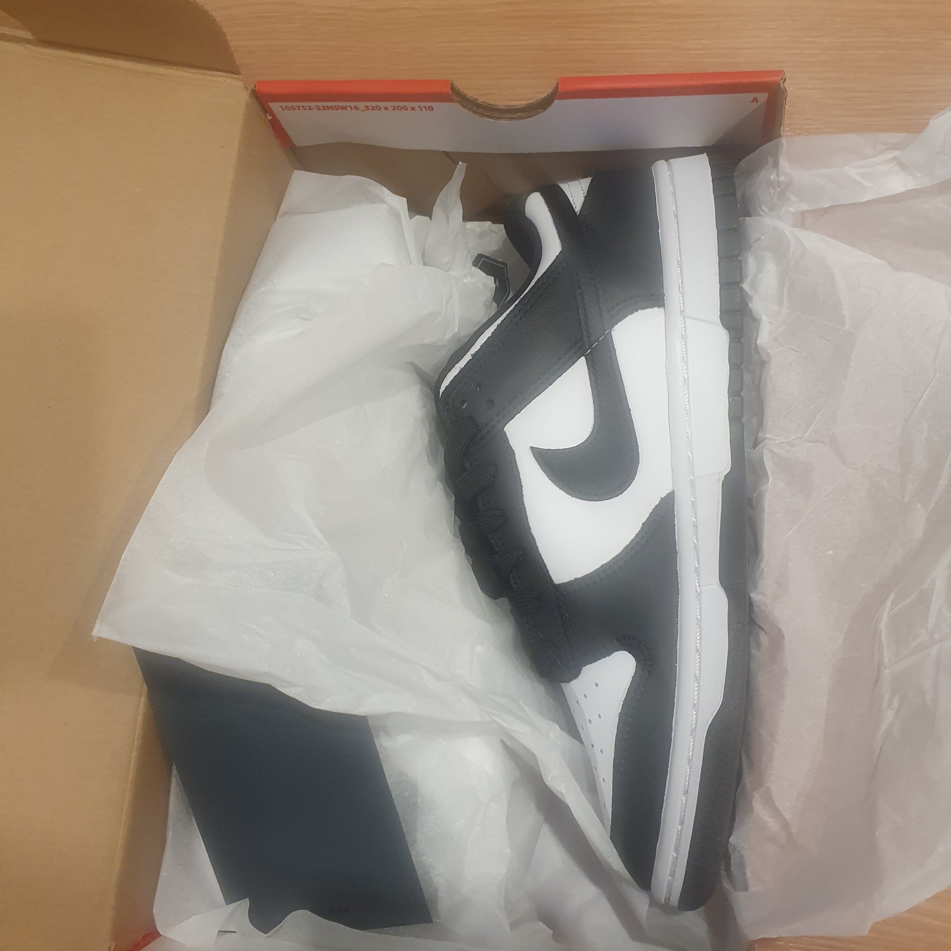 Nike Dunk Low Retro Black 착용 스타일