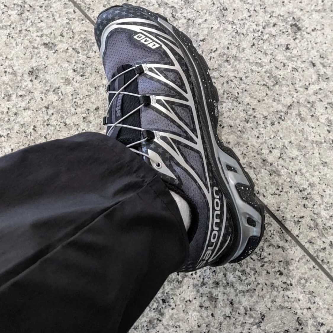 Salomon x Atmos XT-6 Black Silver 착용 스타일