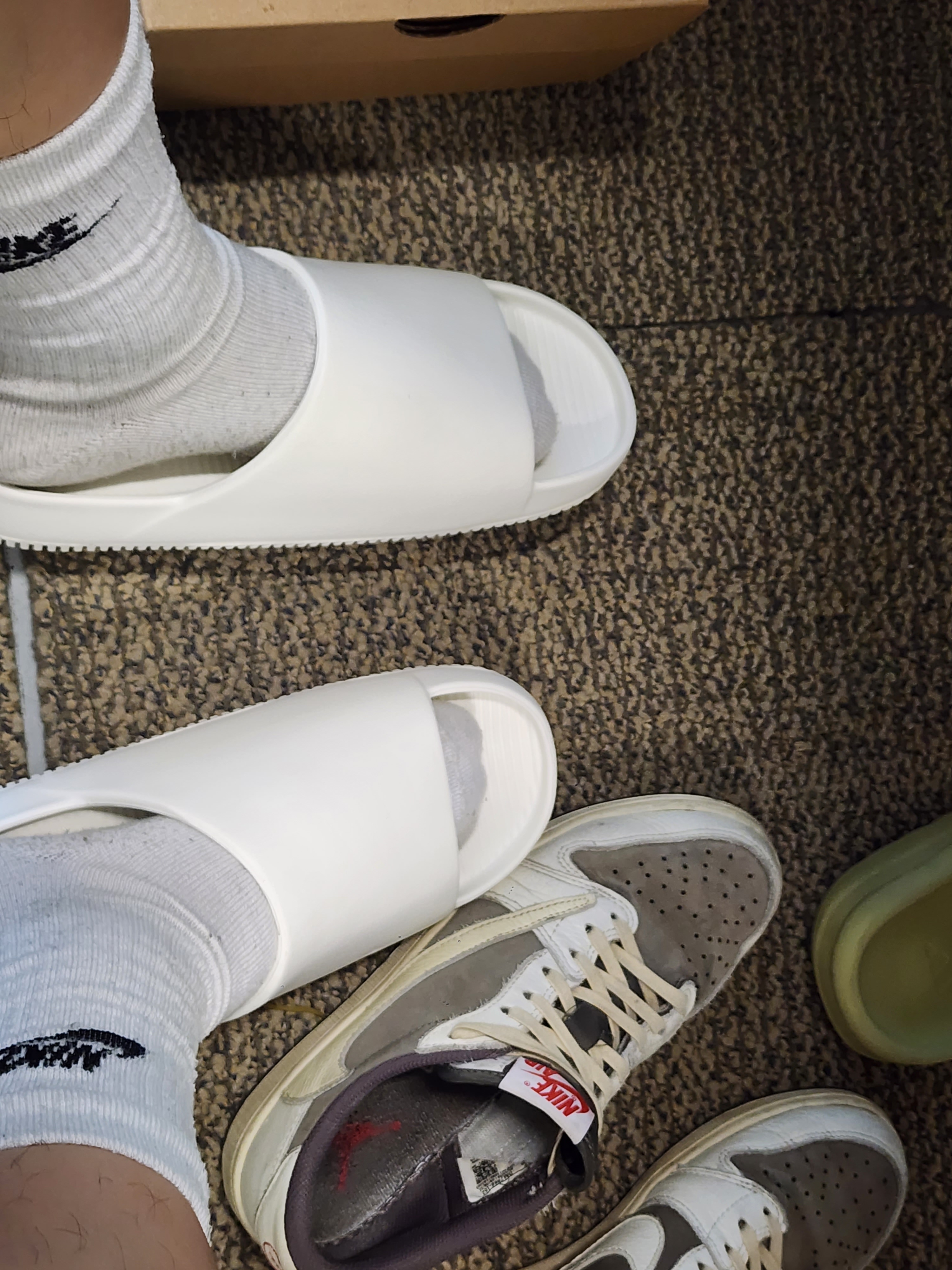 Nike Calm Slide Sail 착용 스타일 - 2