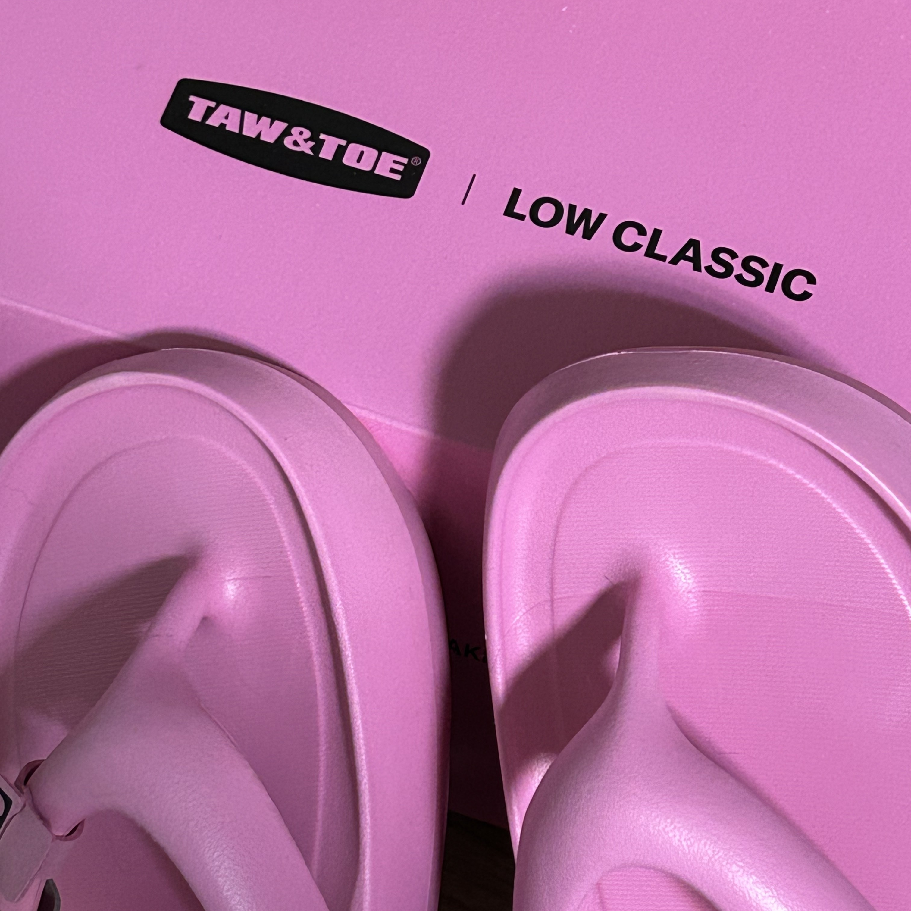 Taw&Toe x Low Classic Platform Flip Flop Pink 착용 스타일 - 3