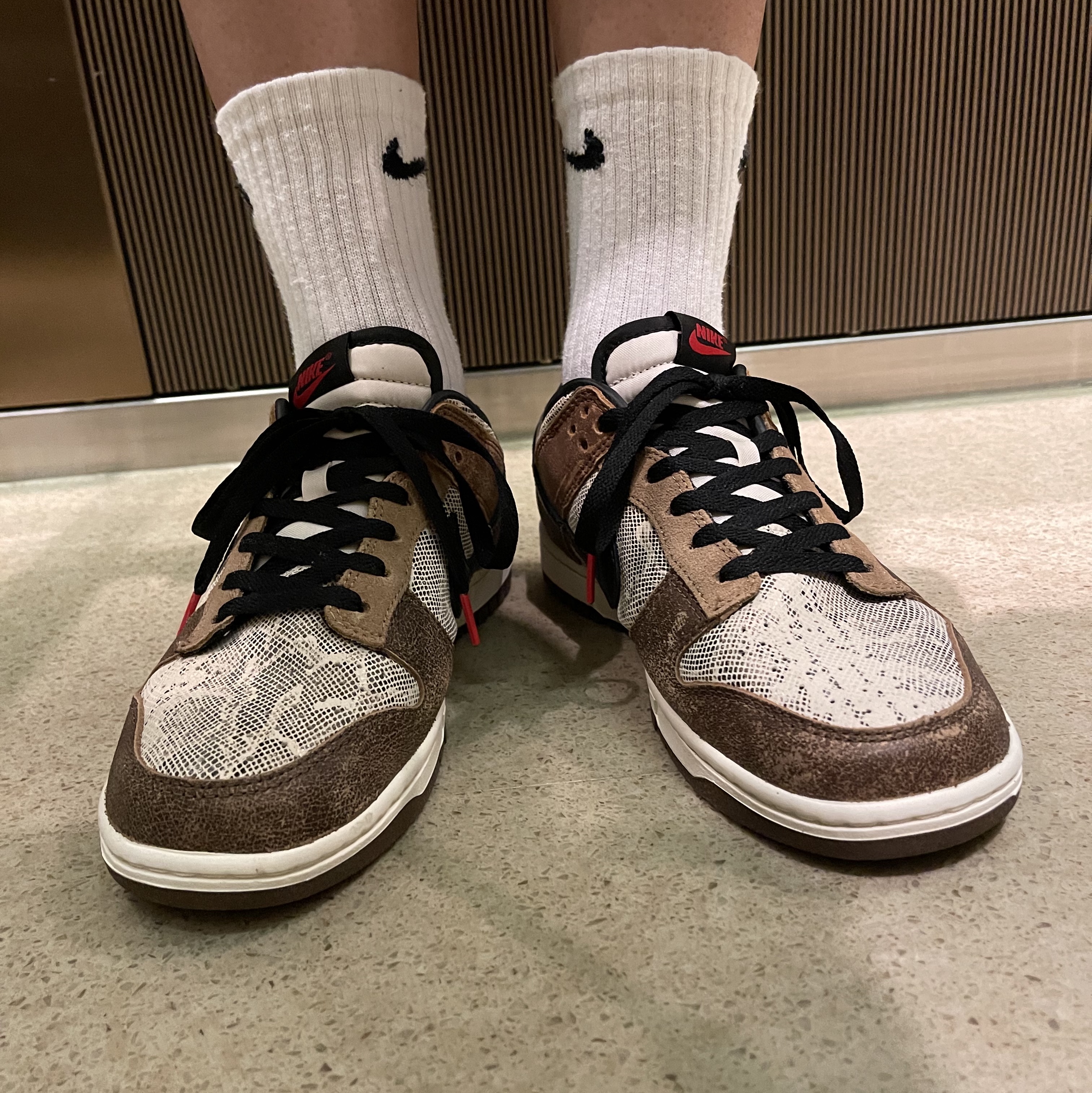 Nike Dunk Low PRM Head to Head 착용 스타일 - 2