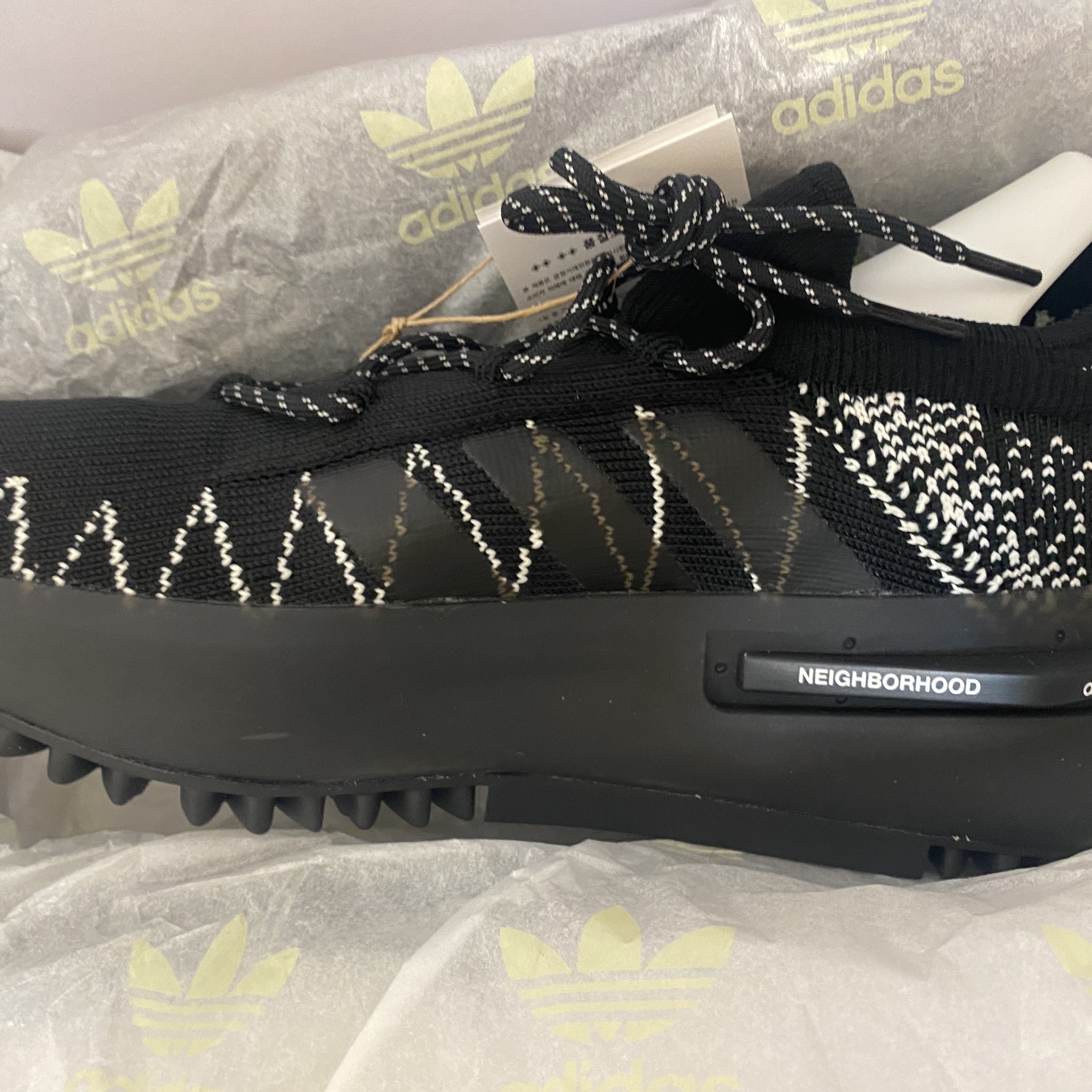 Adidas x Neighborhood NMD S1 Knit Core Black Cloud White 착용 스타일 - 2