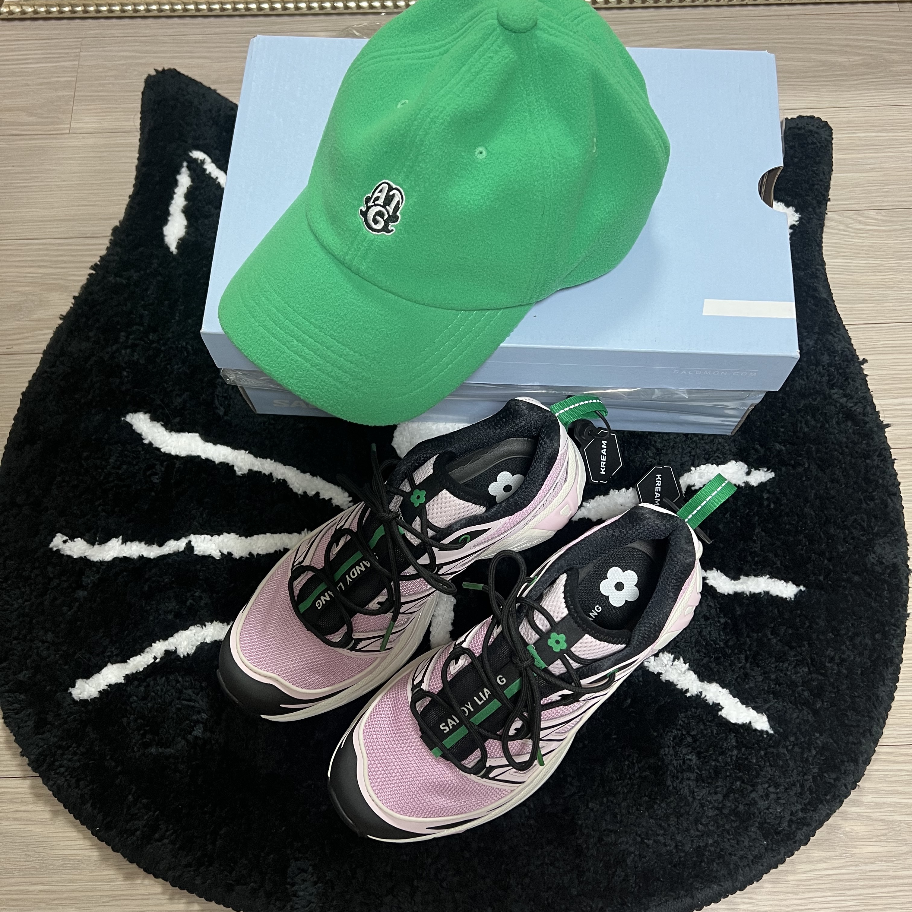 Salomon x Sandy Liang XT-6 Expanse Cradle Pink 착용 스타일