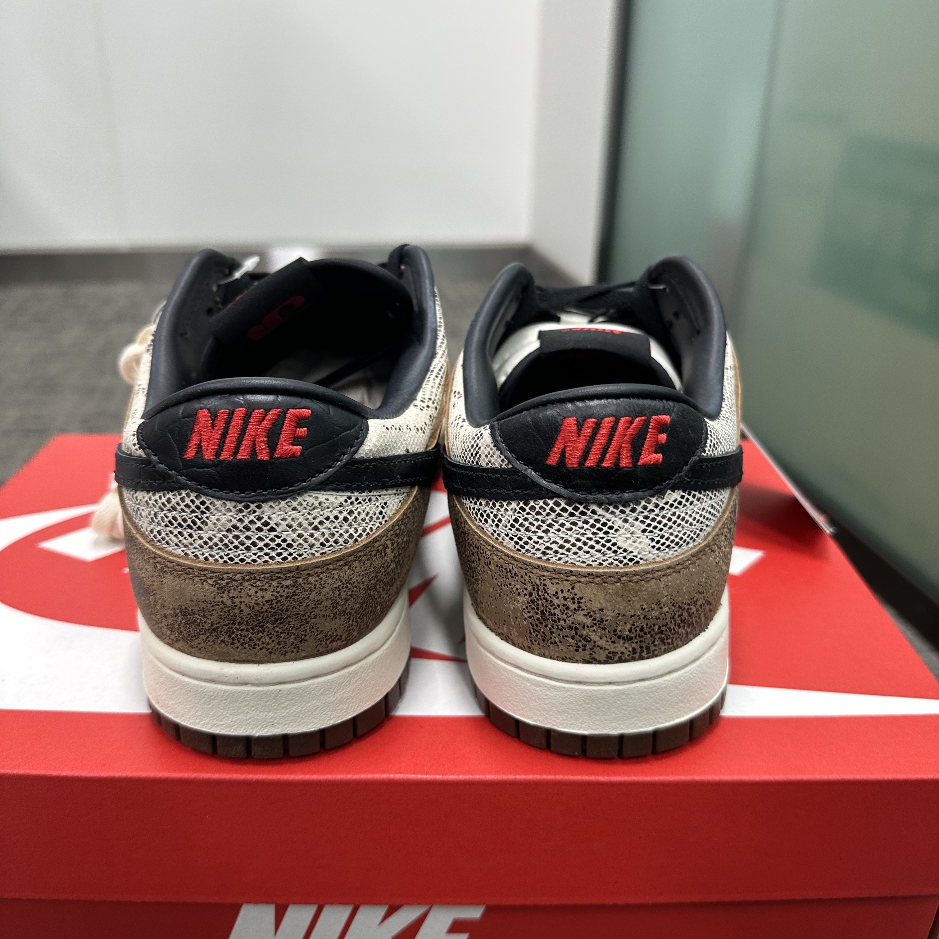 Nike Dunk Low PRM Head to Head 착용 스타일 - 3
