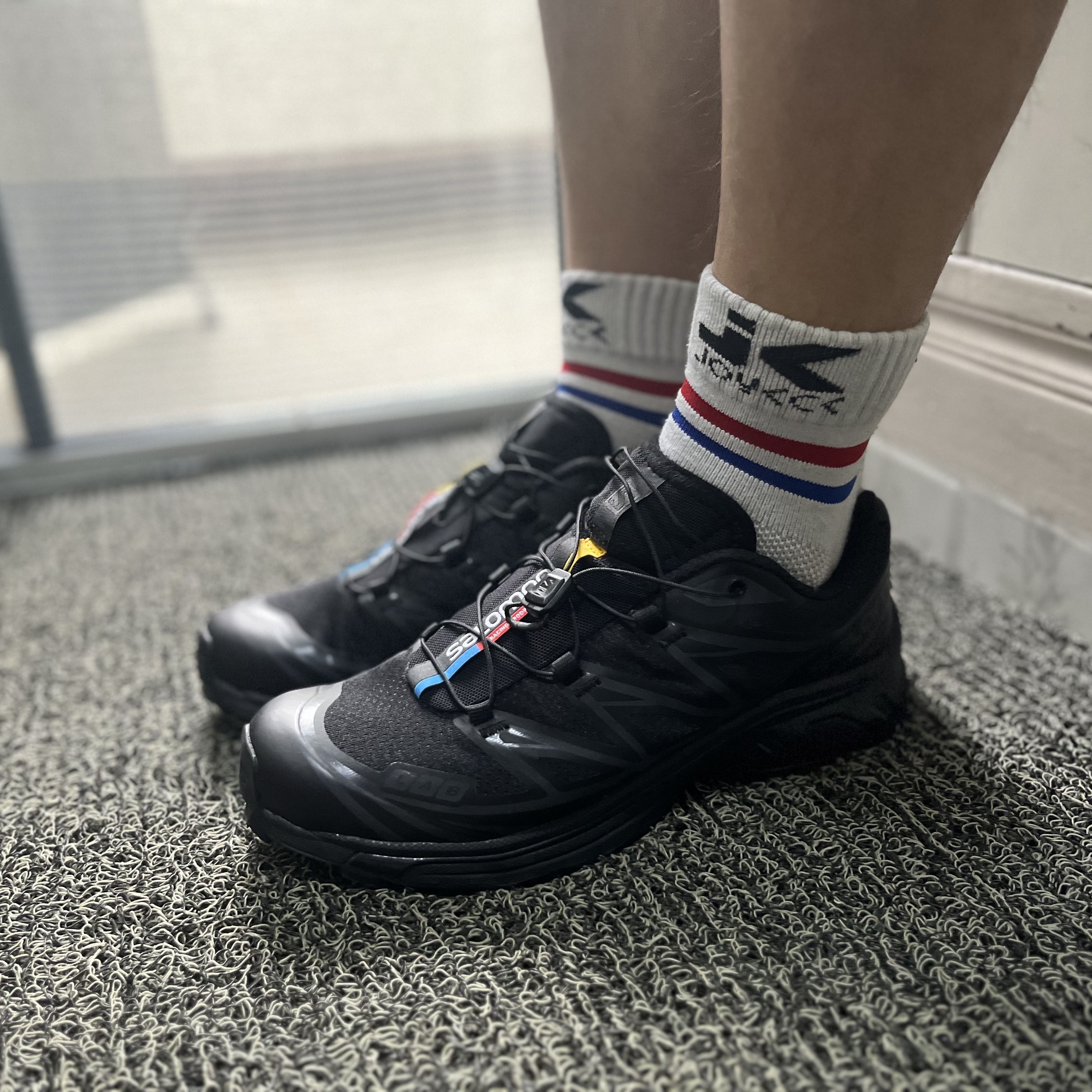 Salomon XT-6 ADV Black 착용 스타일 - 2
