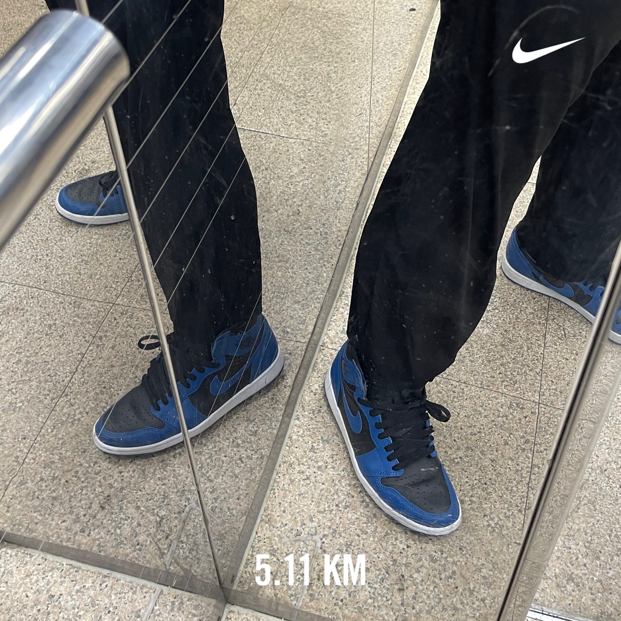Jordan 1 Retro High OG Dark Marina Blue 착용 스타일
