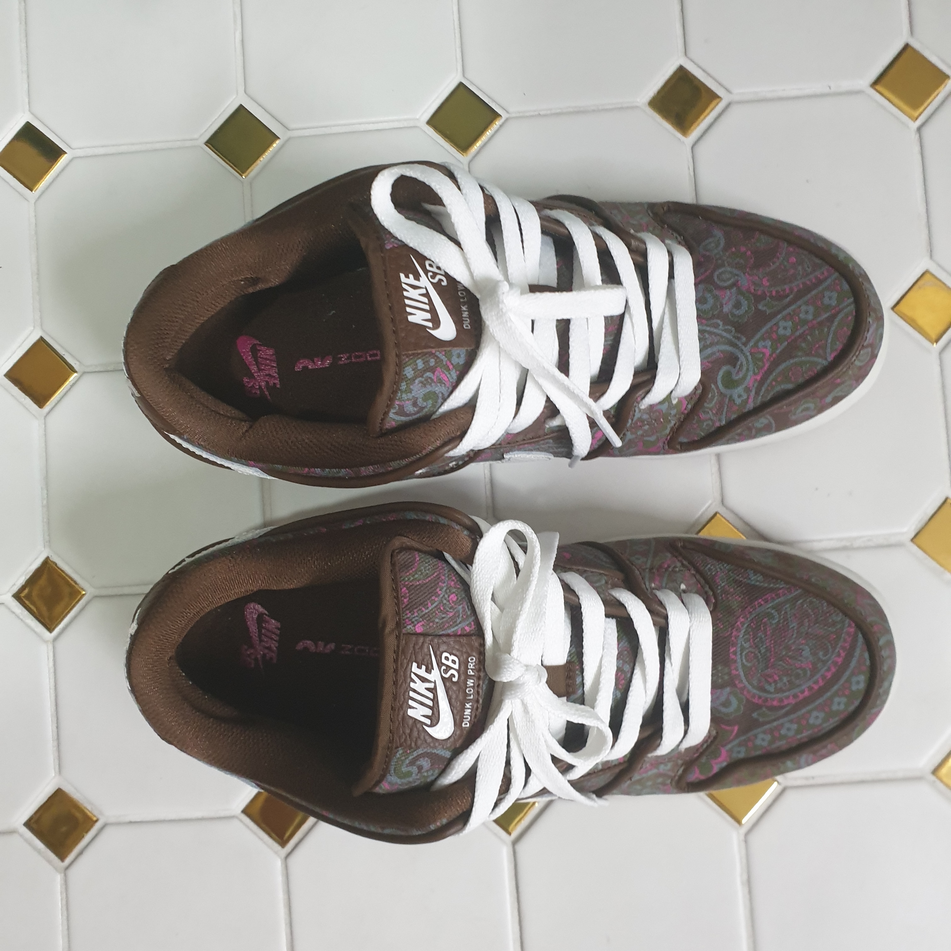 Nike SB Dunk Low Pro Premium Paisley 착용 스타일