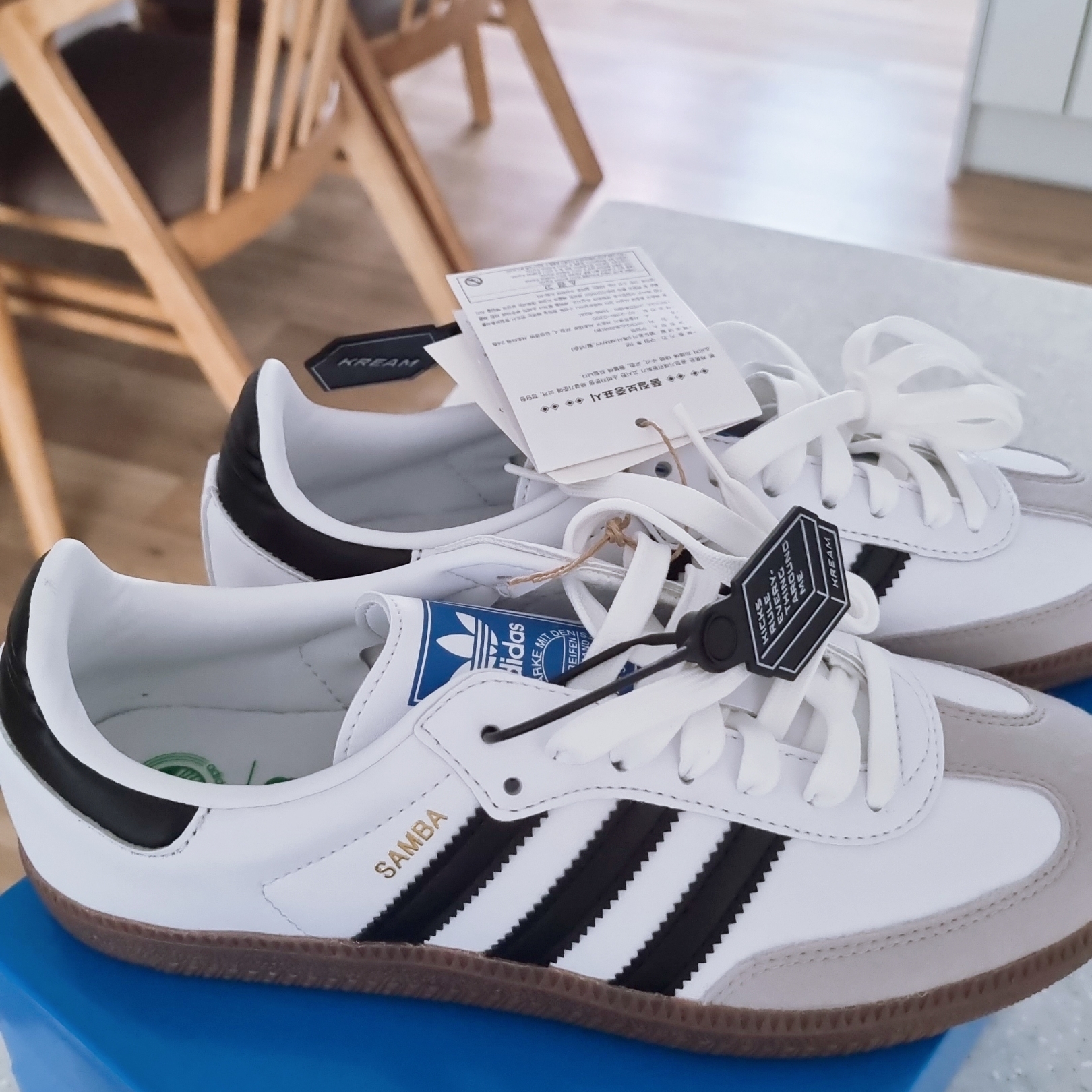 Adidas Samba Vegan White Black 착용 스타일