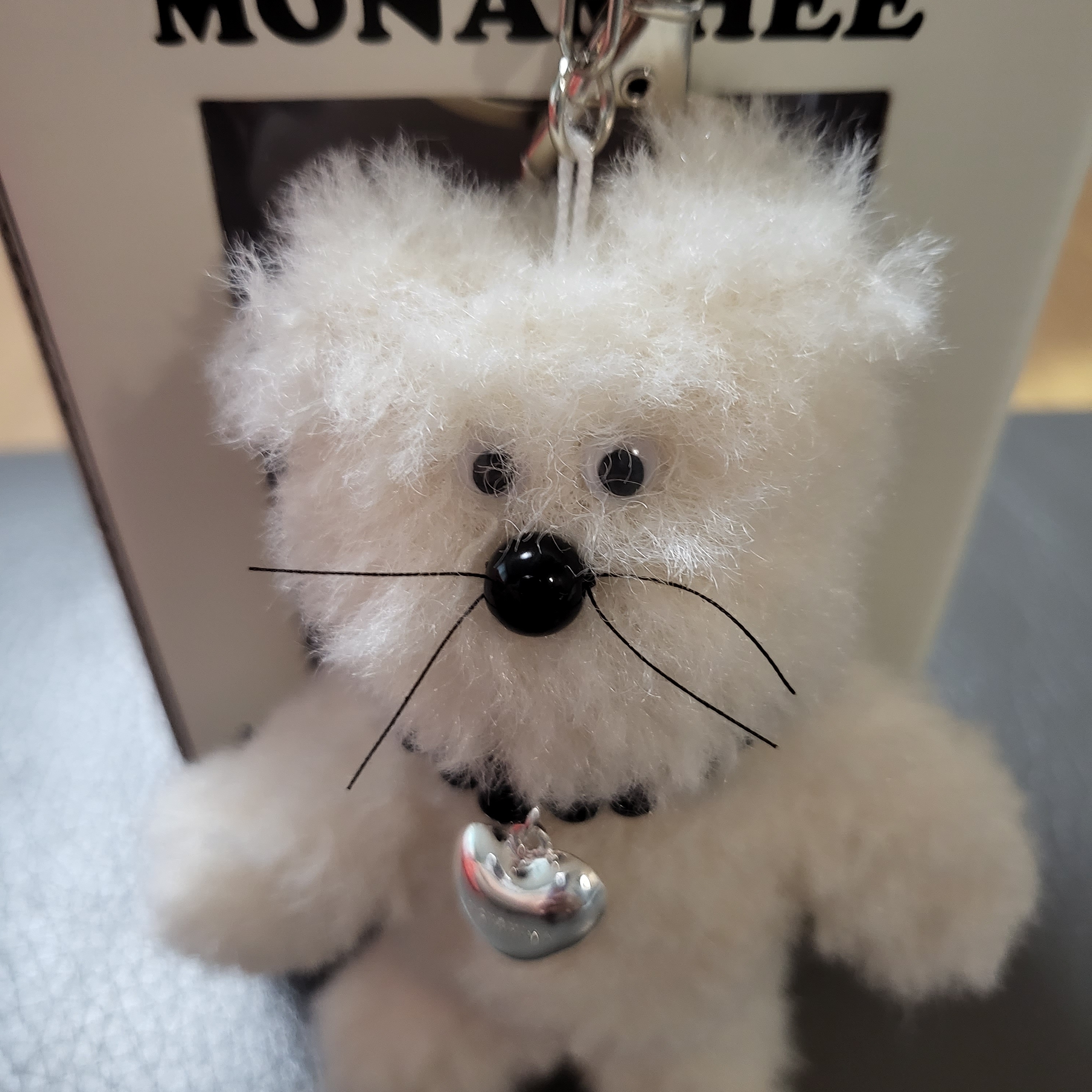[KREAM 단독] Monamhee Creami Keyring Cream 착용 스타일